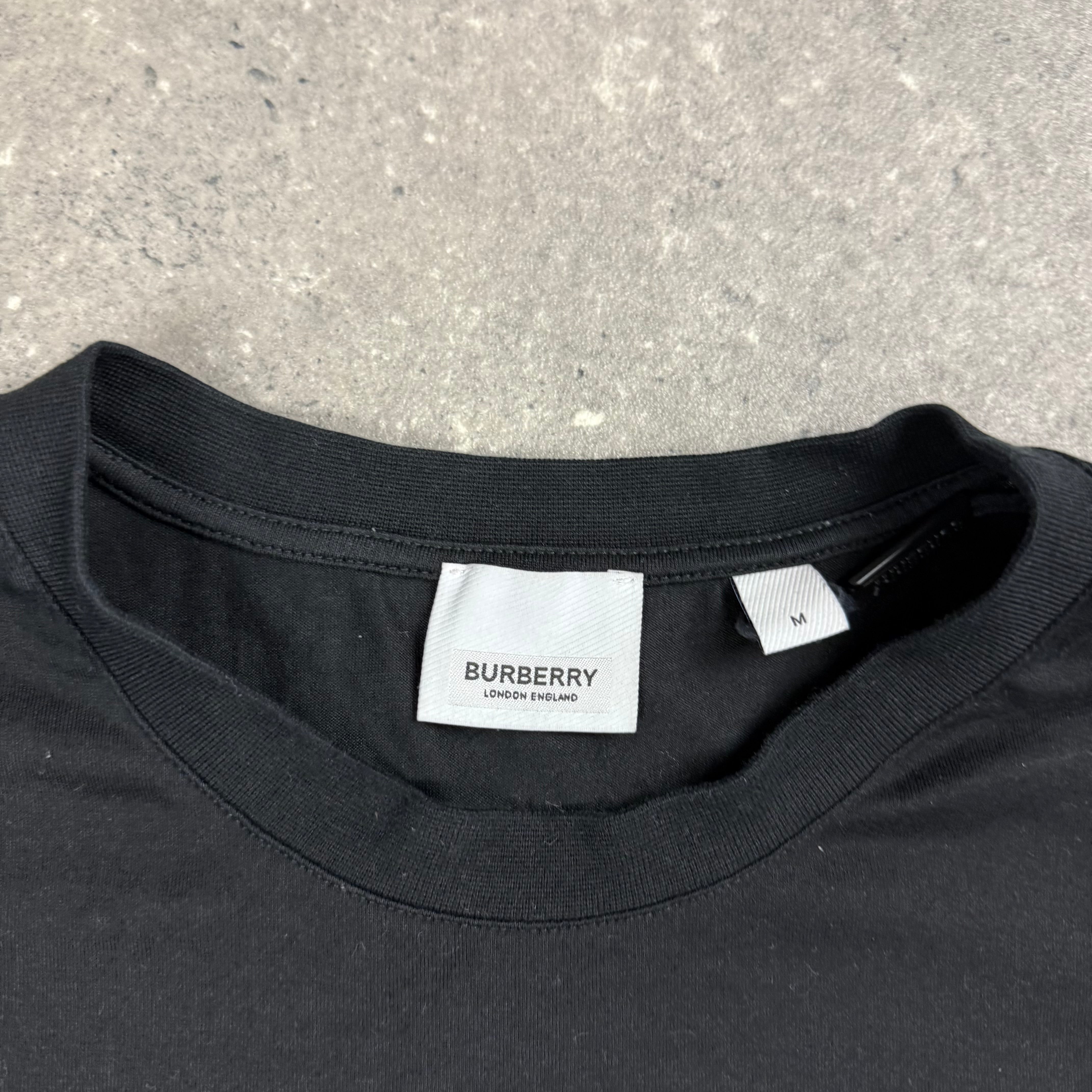 BURBERRY SWAN T-SHIRT BLACK - (M)