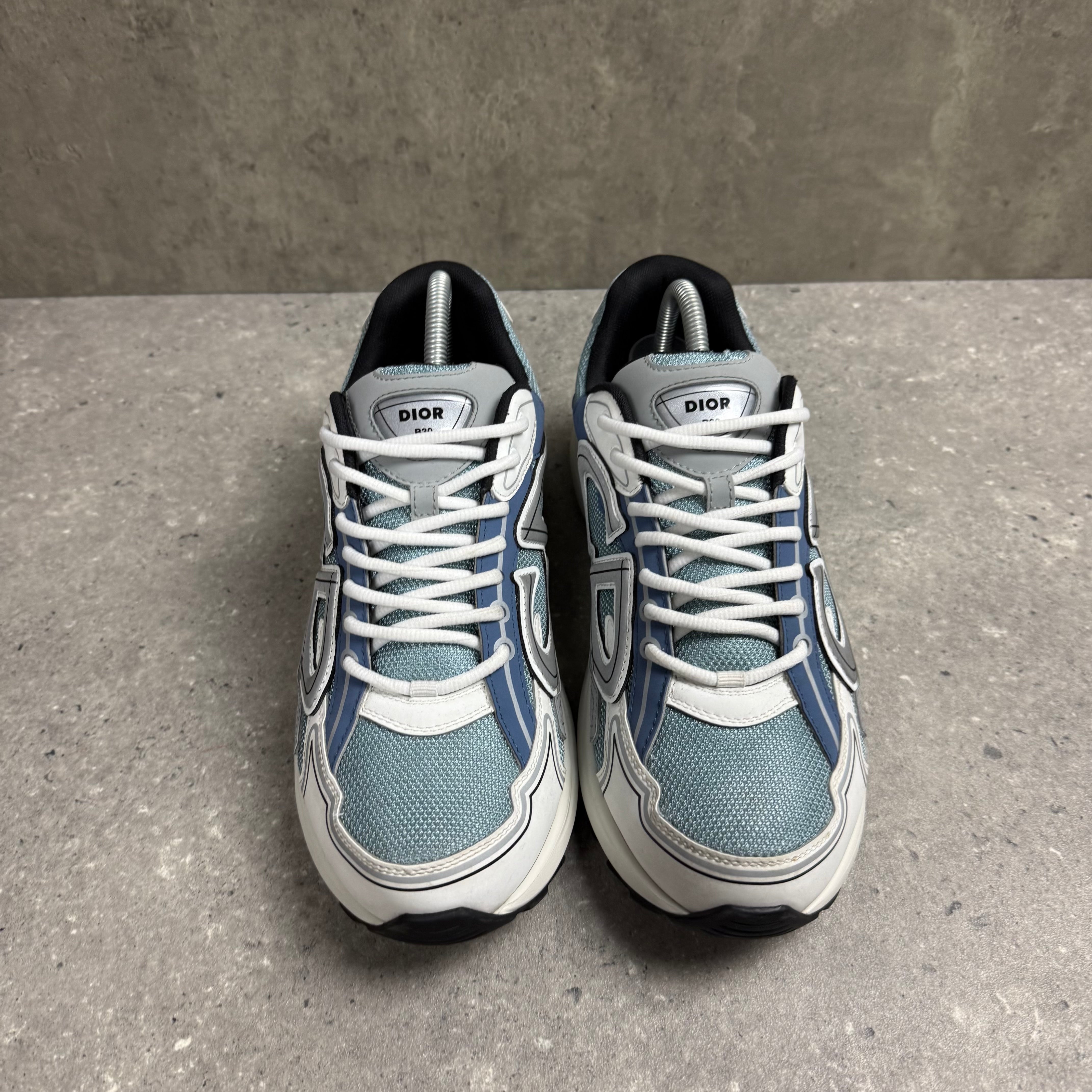 DIOR B30 LIGHT BLUE - (EU 42 / UK 8)