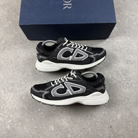 DIOR B30 BLACK/WHITE - (EU 42 / UK 8)