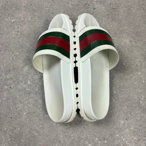 GUCCI SLIDERS - (EU41 / UK7)