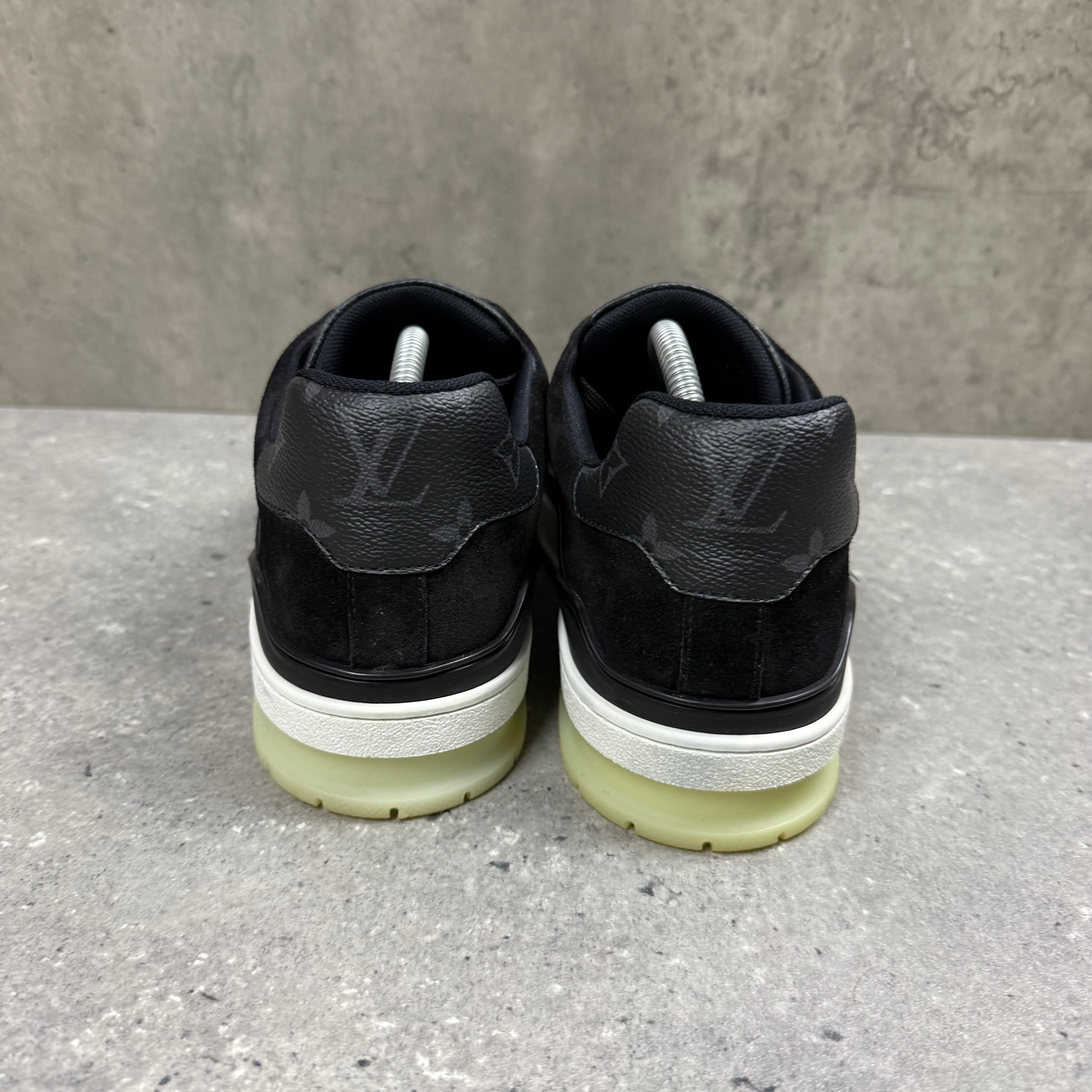 LOUIS VUITTON MONOGRAM ECLIPSE - EU 43.5 (FITS UK 10.5)