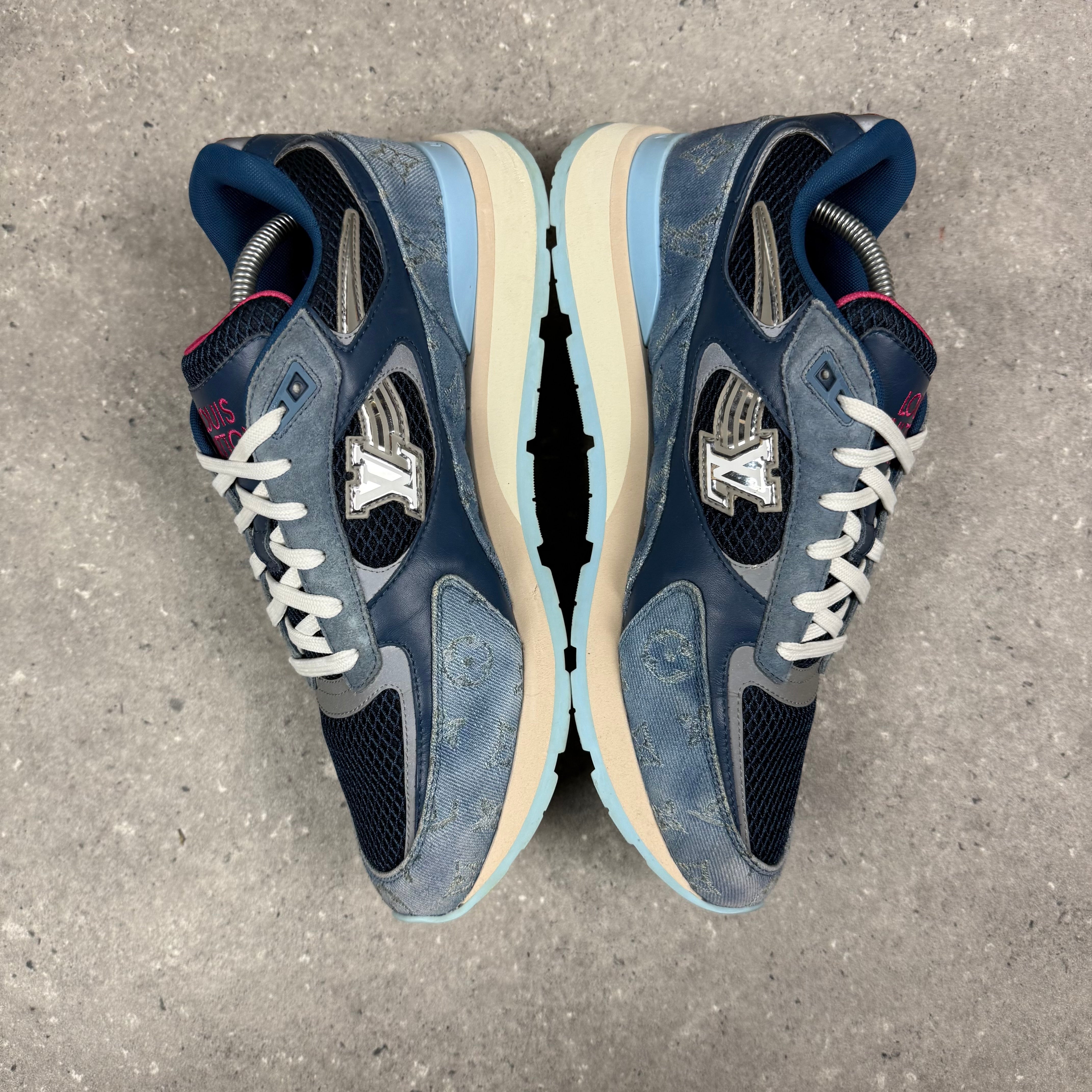 LOUIS VUITTON RUNAWAY BLUE DENIM - EU 44 (FITS UK 11)