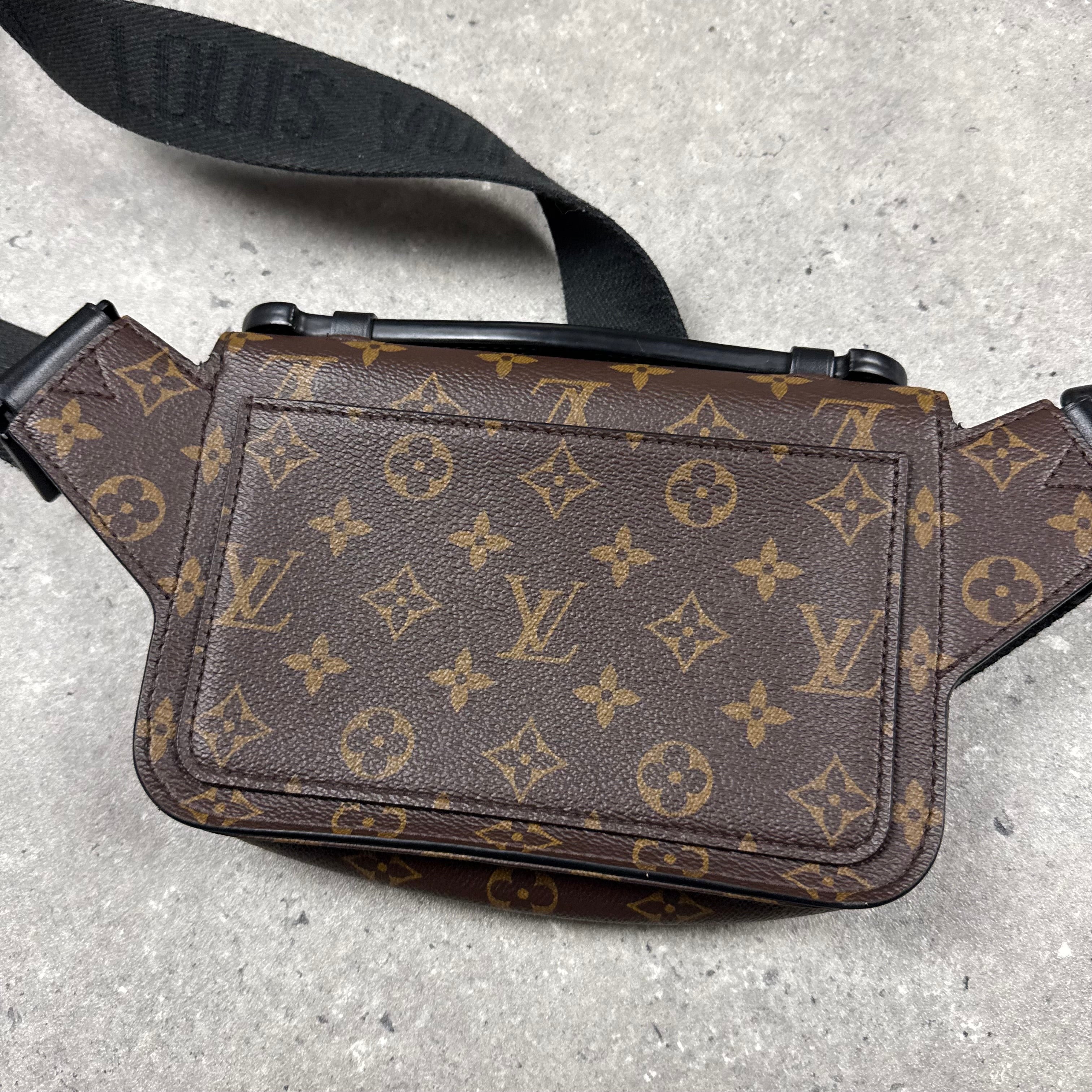LOUIS VUITTON LOCK CROSS BODY BAG