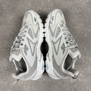 LOUIS VUITTON WHITE TATICS - EU 43 (FITS UK 10)