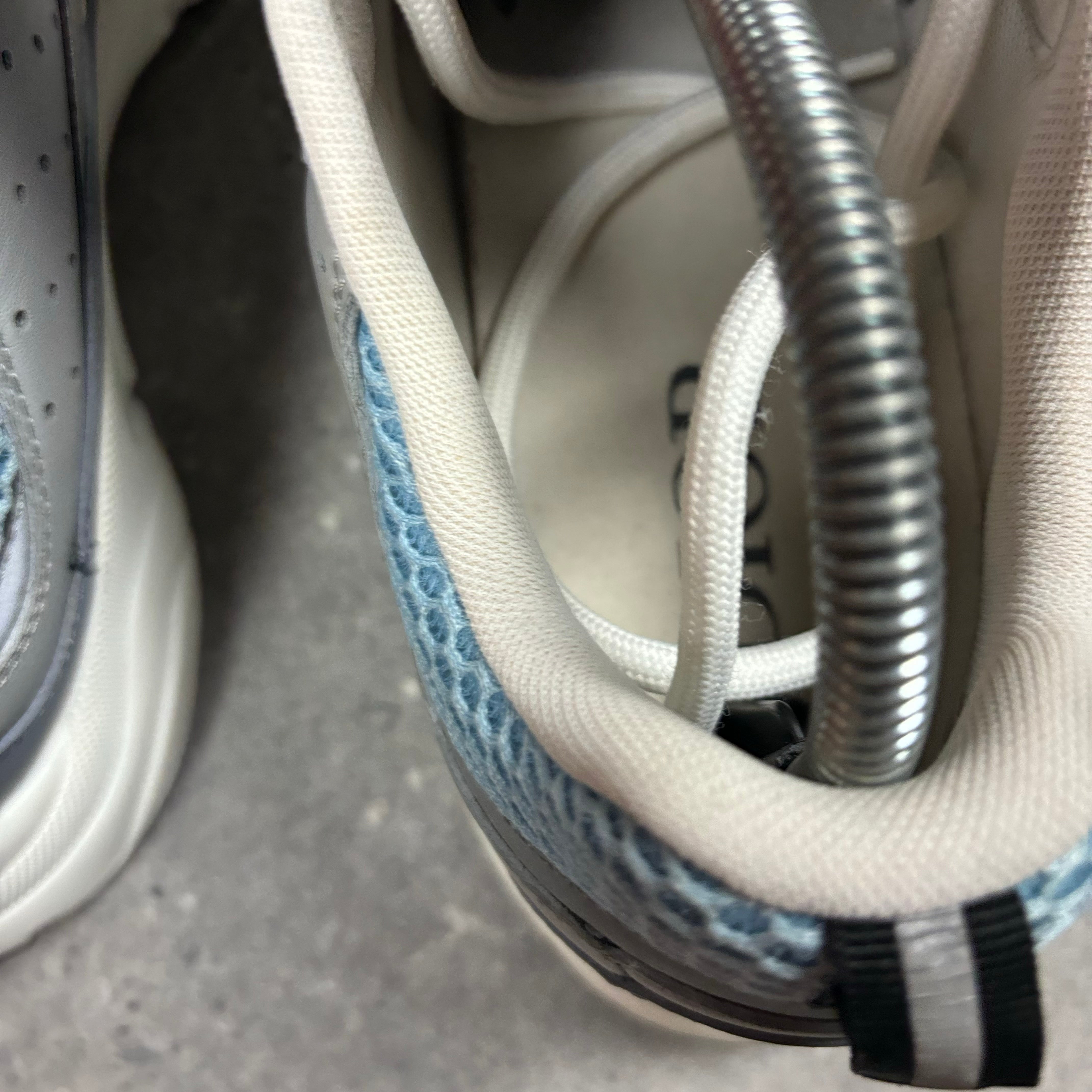 DIOR B22 BABY BLUE - (EU42 / UK8)