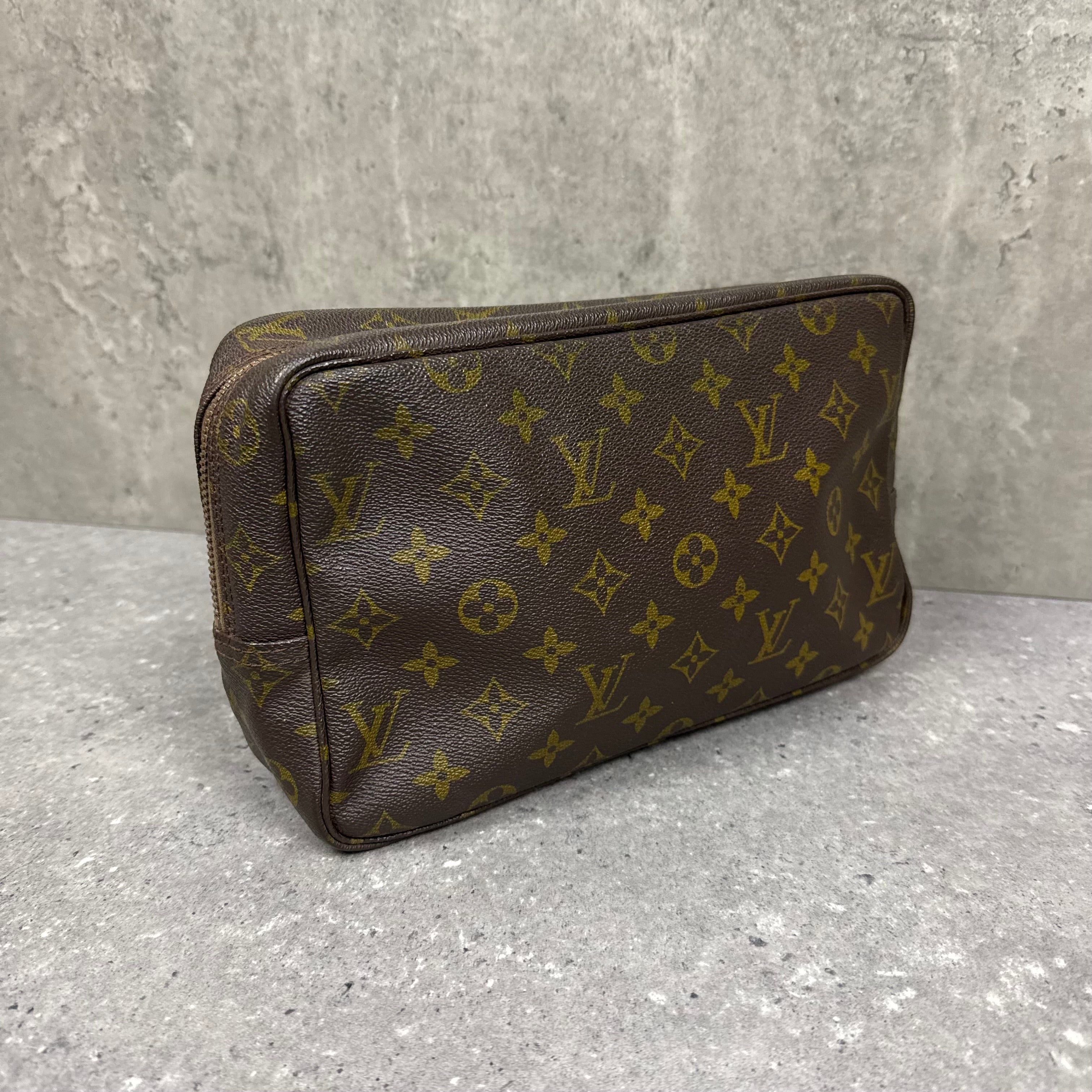 LOUIS VUITTON TOILETRY POUCH