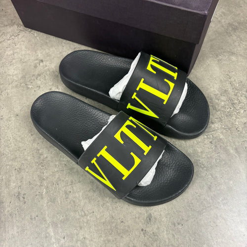 VALENTINO SLIDERS - (EU 41 / UK 7)