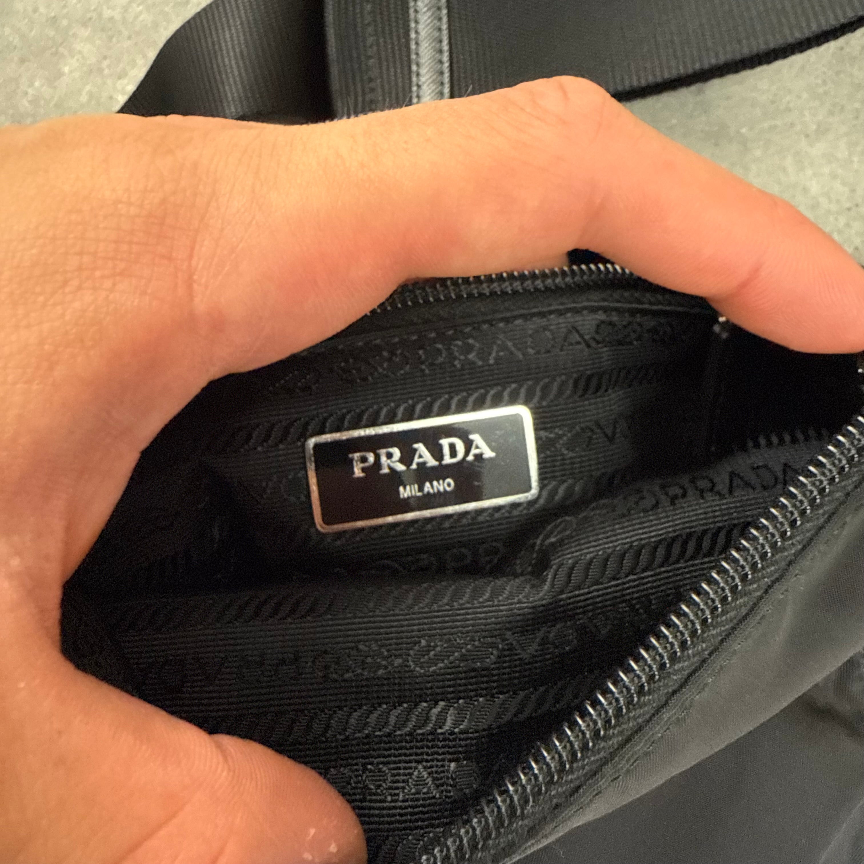 PRADA BERMUDA SHOULDER BAG