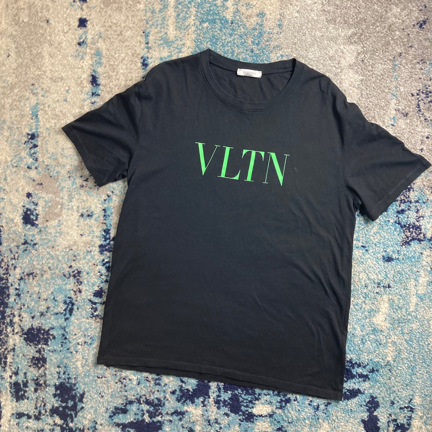 VLTN T-SHIRT BLACK/GREEN (FITS M/L)