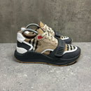 BURBERRY TRAINERS WHITE - (UK 6)