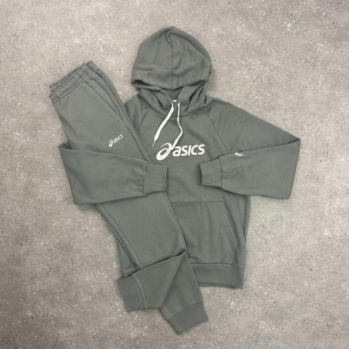 ASICS FLEECE CLUB TRACKSUIT - LICHEN GREEN