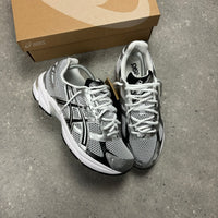 ASICS GEL 1130 -  WHITE / BLACK