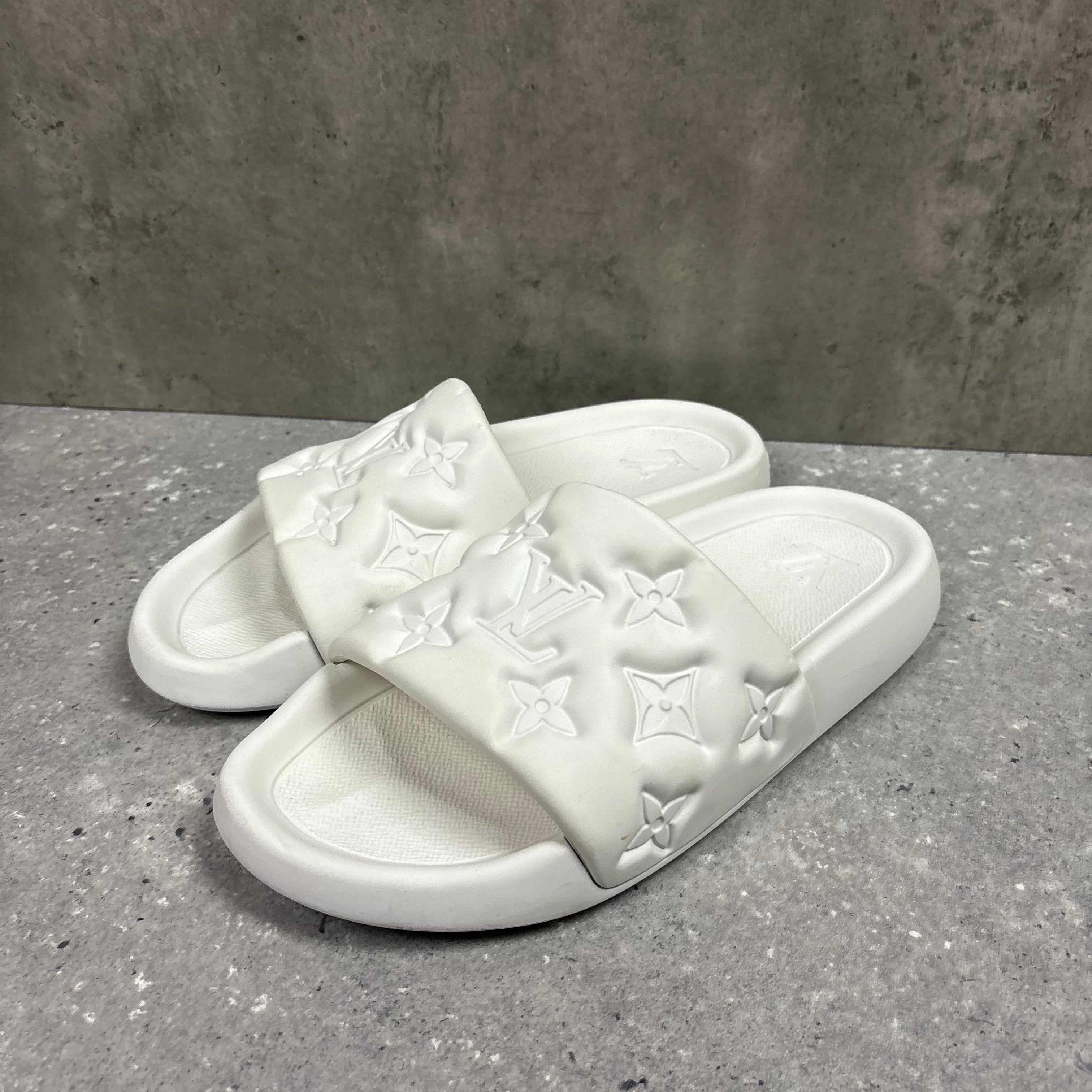 LOUIS VUITTON WATERFRONT MULES SLIDERS WHITE - EU40 (FITS UK 7.5)