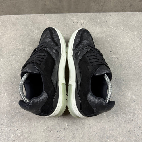 LOUIS VUITTON MONOGRAM ECLIPSE SNEAKERS - EU40 (FITS UK 7)