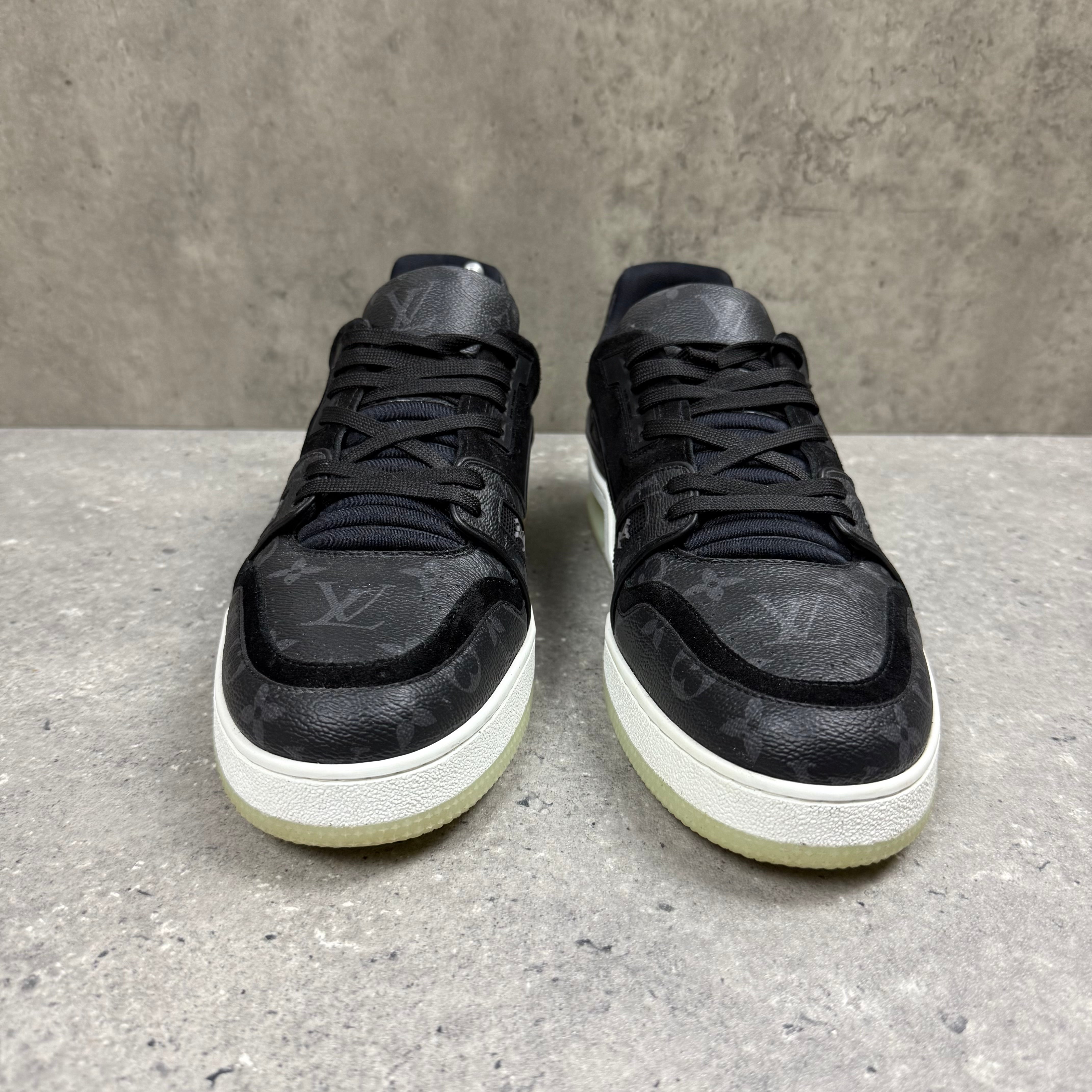 LOUIS VUITTON MONOGRAM ECLIPSE - EU 43.5 (FITS UK 10.5)