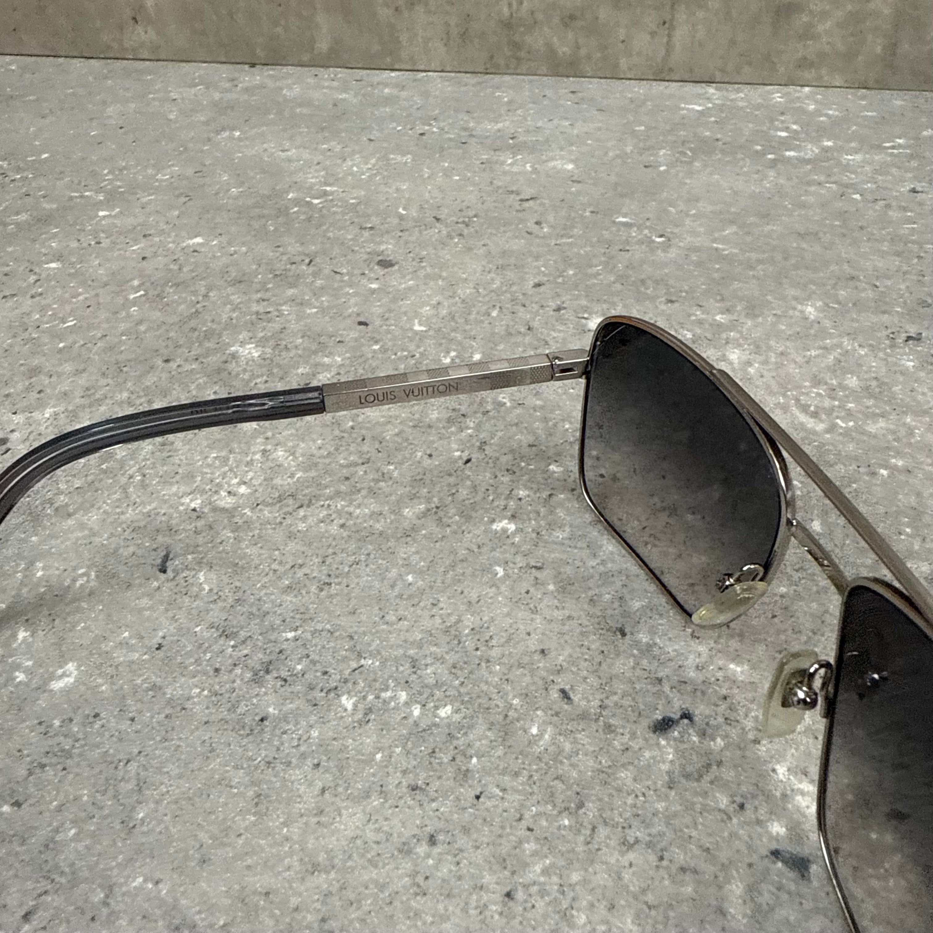 LOUIS VUITTON ATTITUDE SUNGLASSES - SILVER
