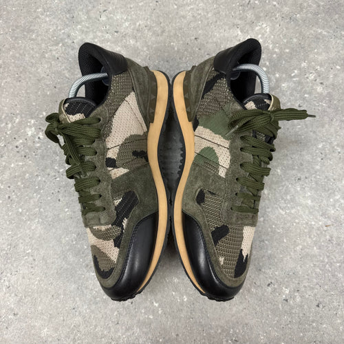 VALENTINO ROCKRUNNER KHAKI - (EU41.5 / UK7.5)
