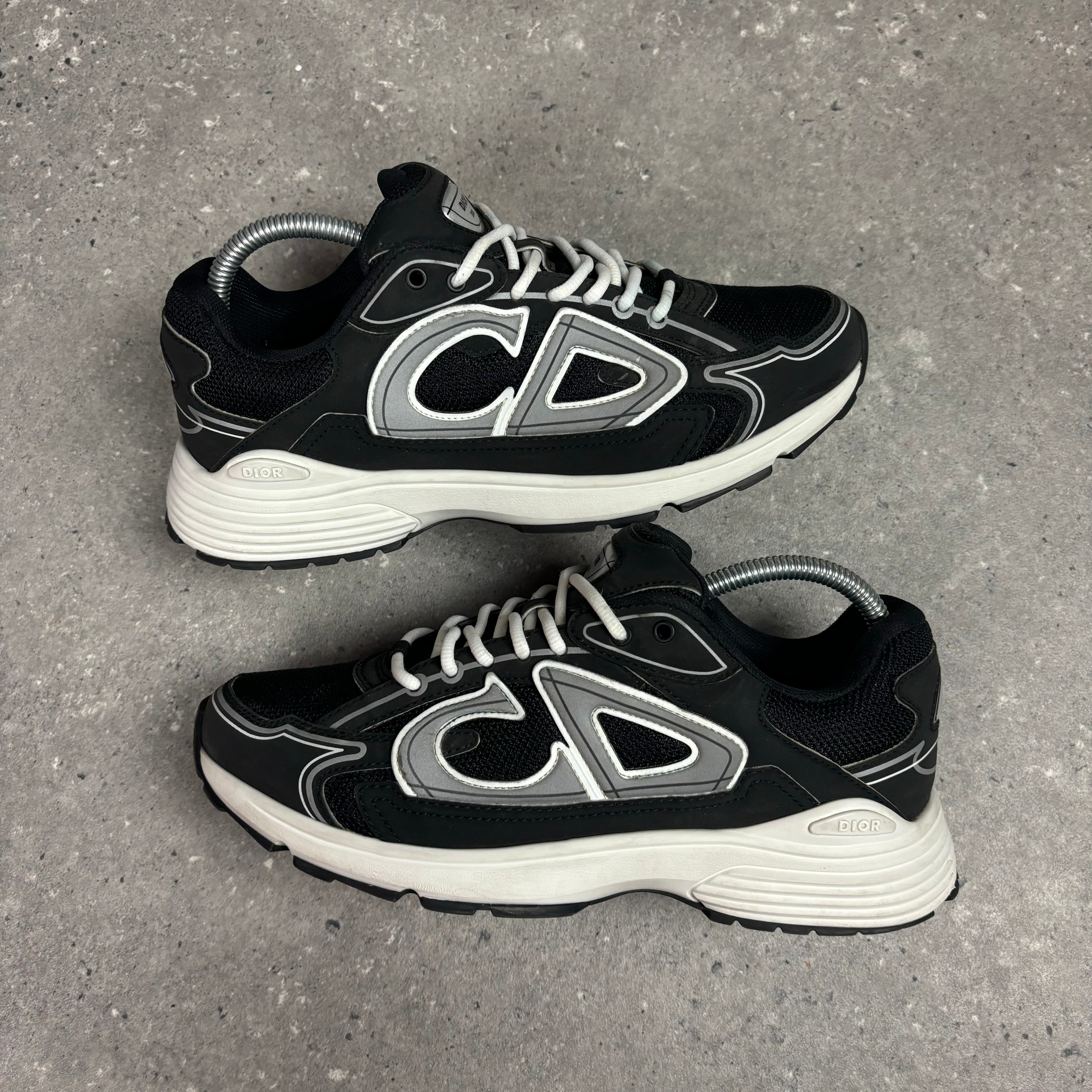 DIOR B30 BLACK - (EU 40.5 / UK 6.5)