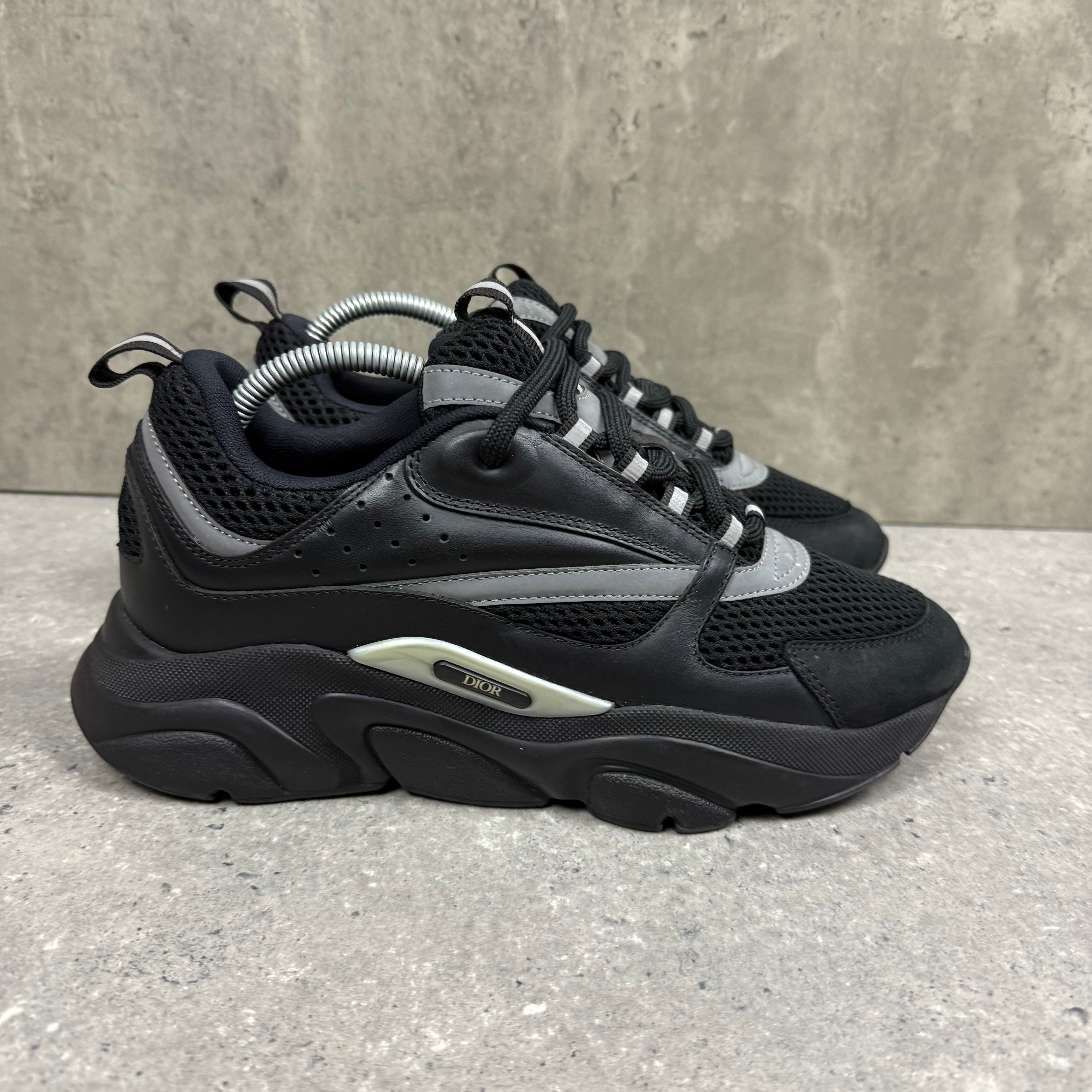 DIOR B22 BLACK - (EU41.5 / UK 7.5)