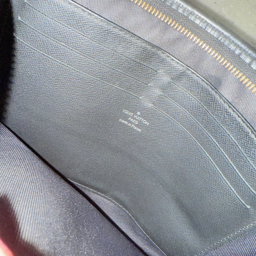 LOUIS VUITTON POCHETTE CLUTCH BAG