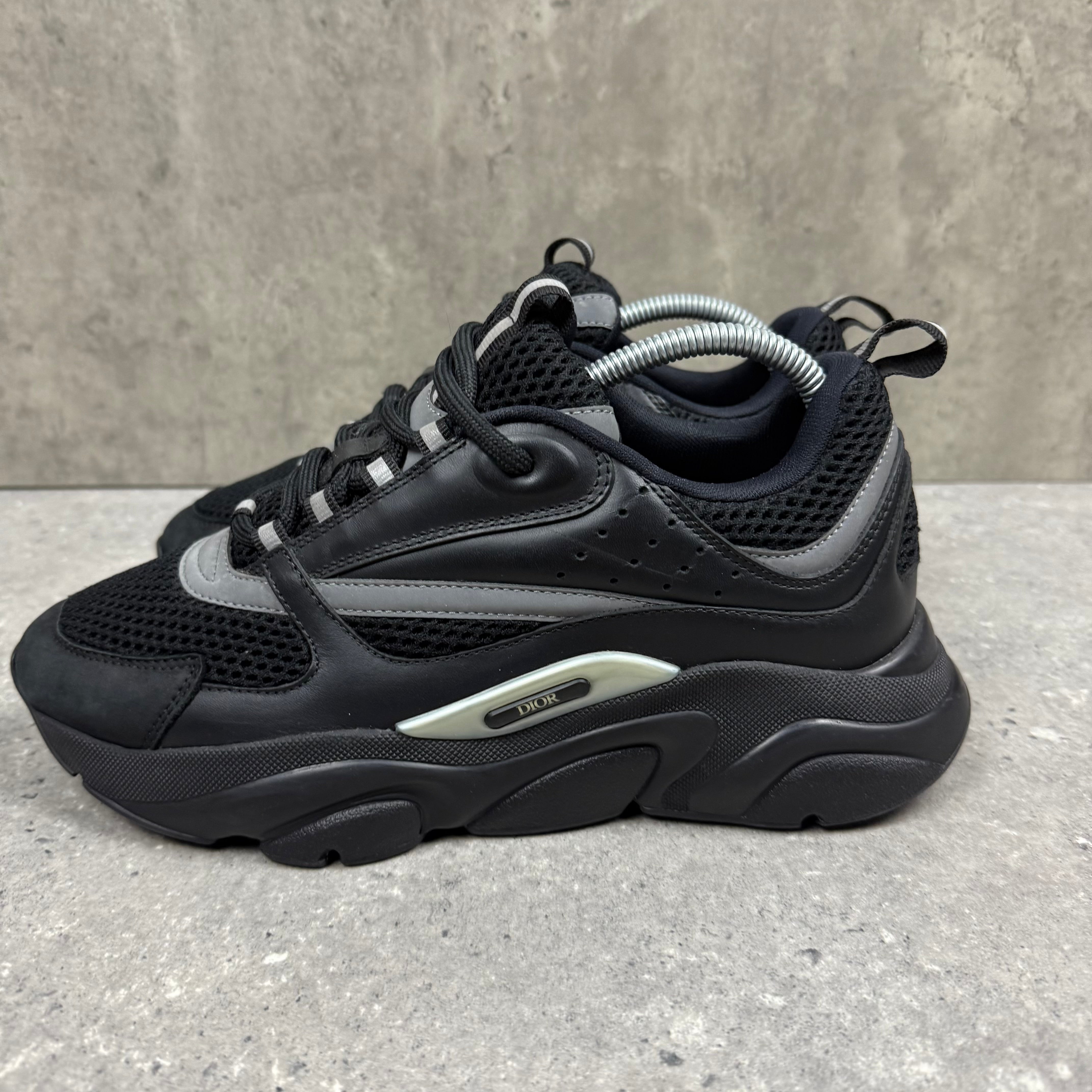 DIOR B22 BLACK - (EU41.5 / UK 7.5)