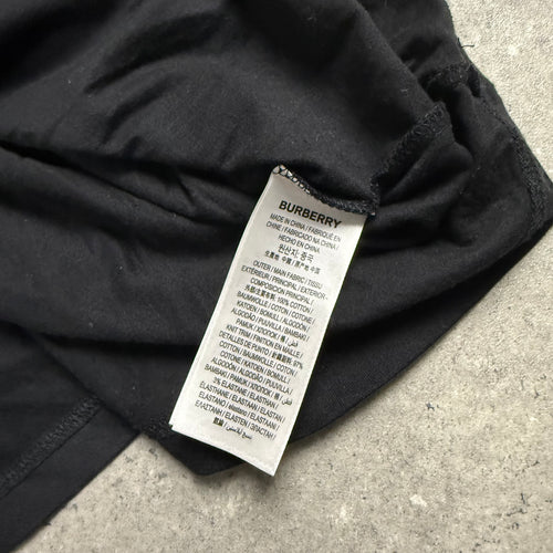 BURBERRY ENGLAND T-SHIRT BLACK - (FITS M)