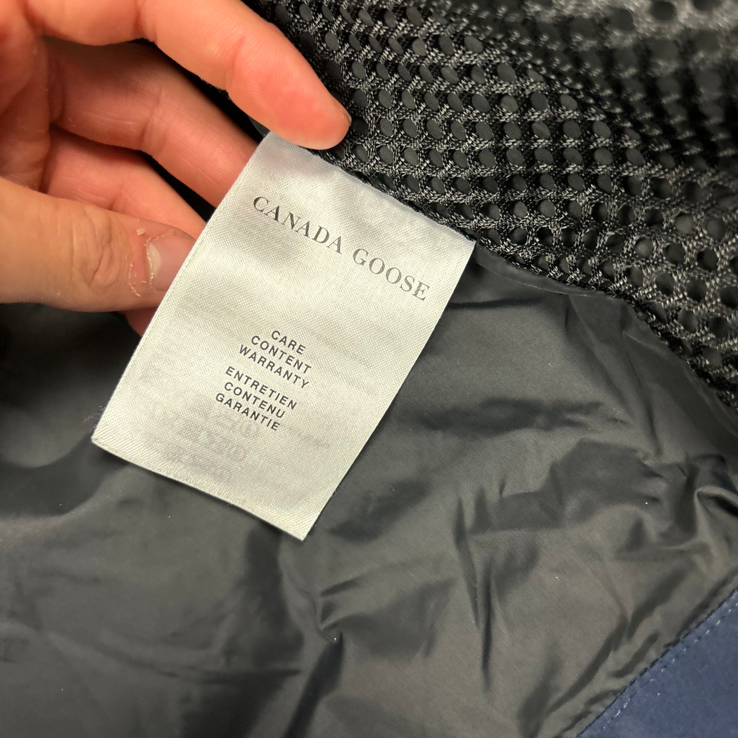 CANADA GOOSE MACMILLAN PARKA - SMALL