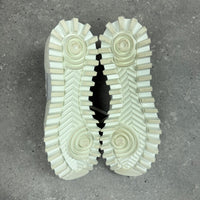 LOUIS VUITTON RUNAWAYS WHITE - EU 42.5 (FITS UK 9.5)