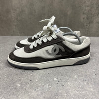 CHANEL LOW TRAINERS -  (EU42 / UK8)