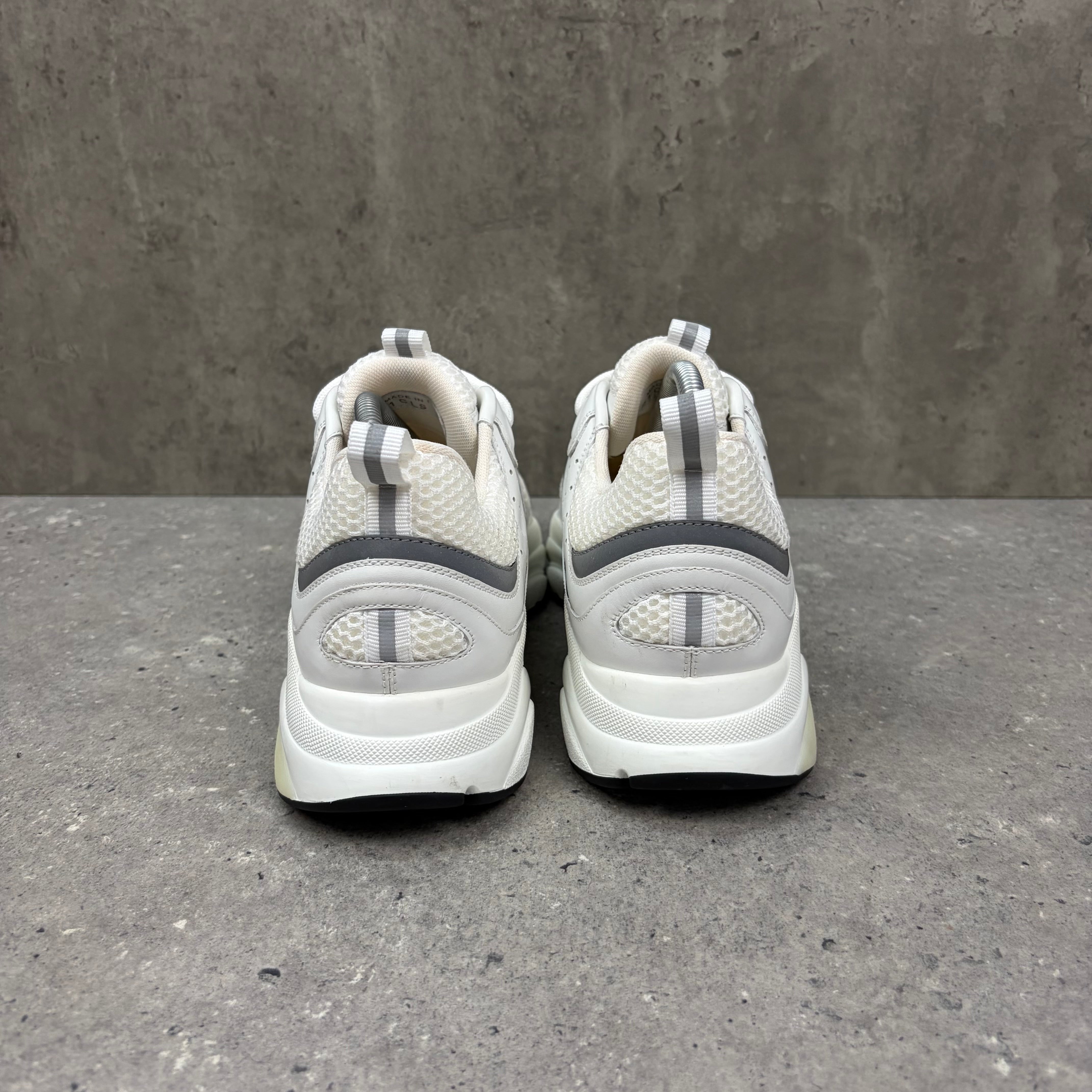 DIOR B22 WHITE - (EU 41 / UK 7)