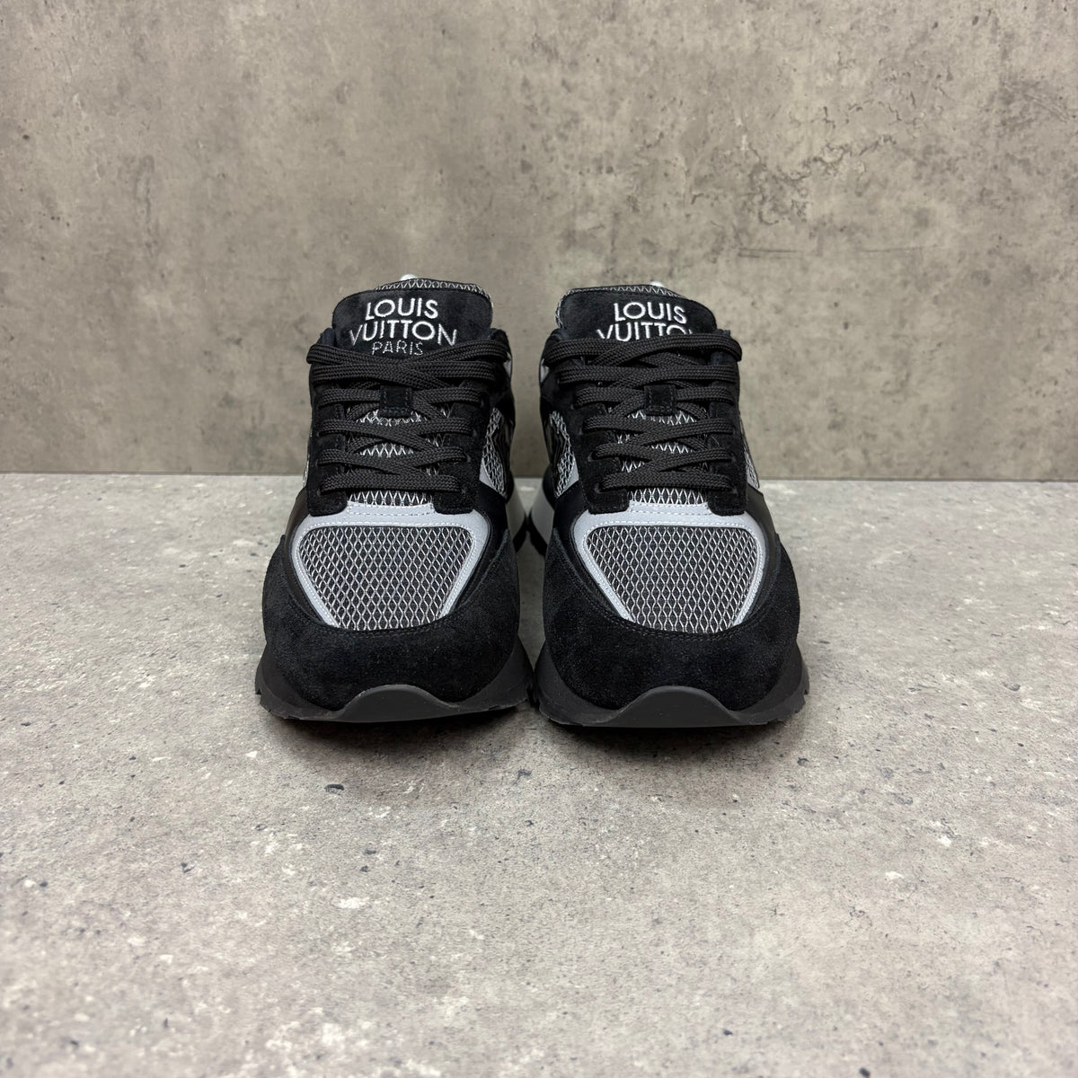 LOUIS VUITTON RUNAWAY BLACK - (EU40 / UK6)