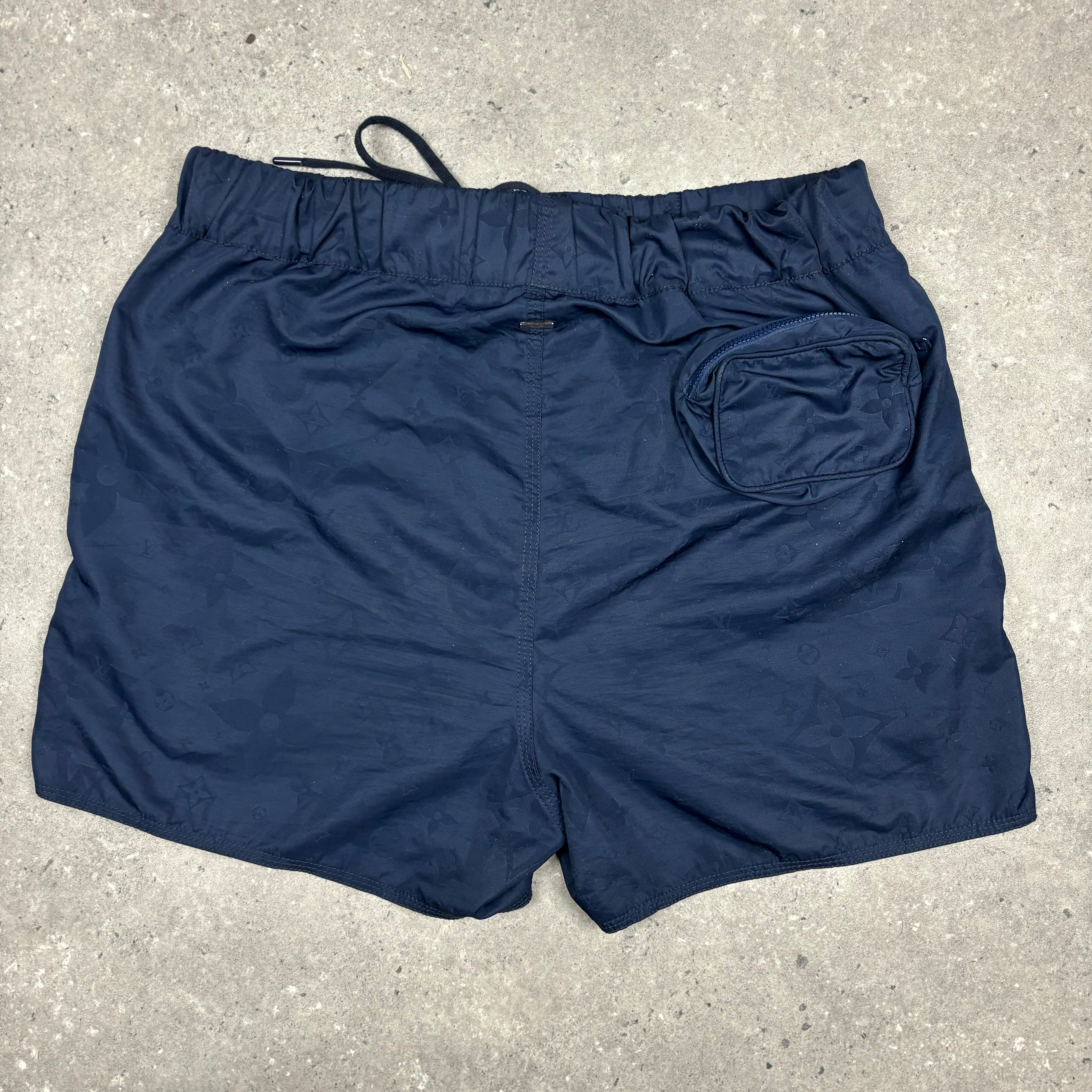 LOUIS VUITTON NAVY SWIM SHORTS - (M)