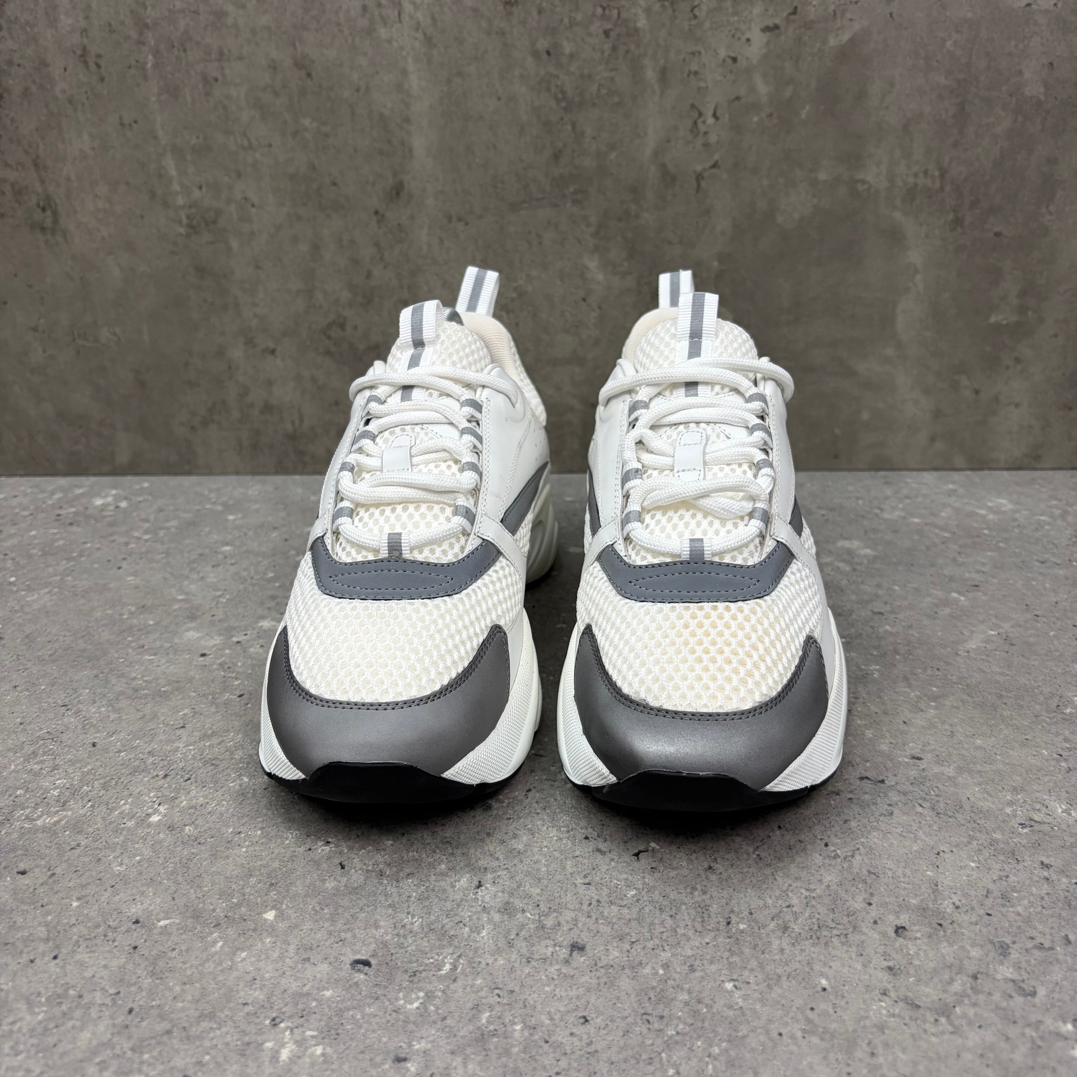DIOR B22 WHITE - (EU 41 / UK 7)