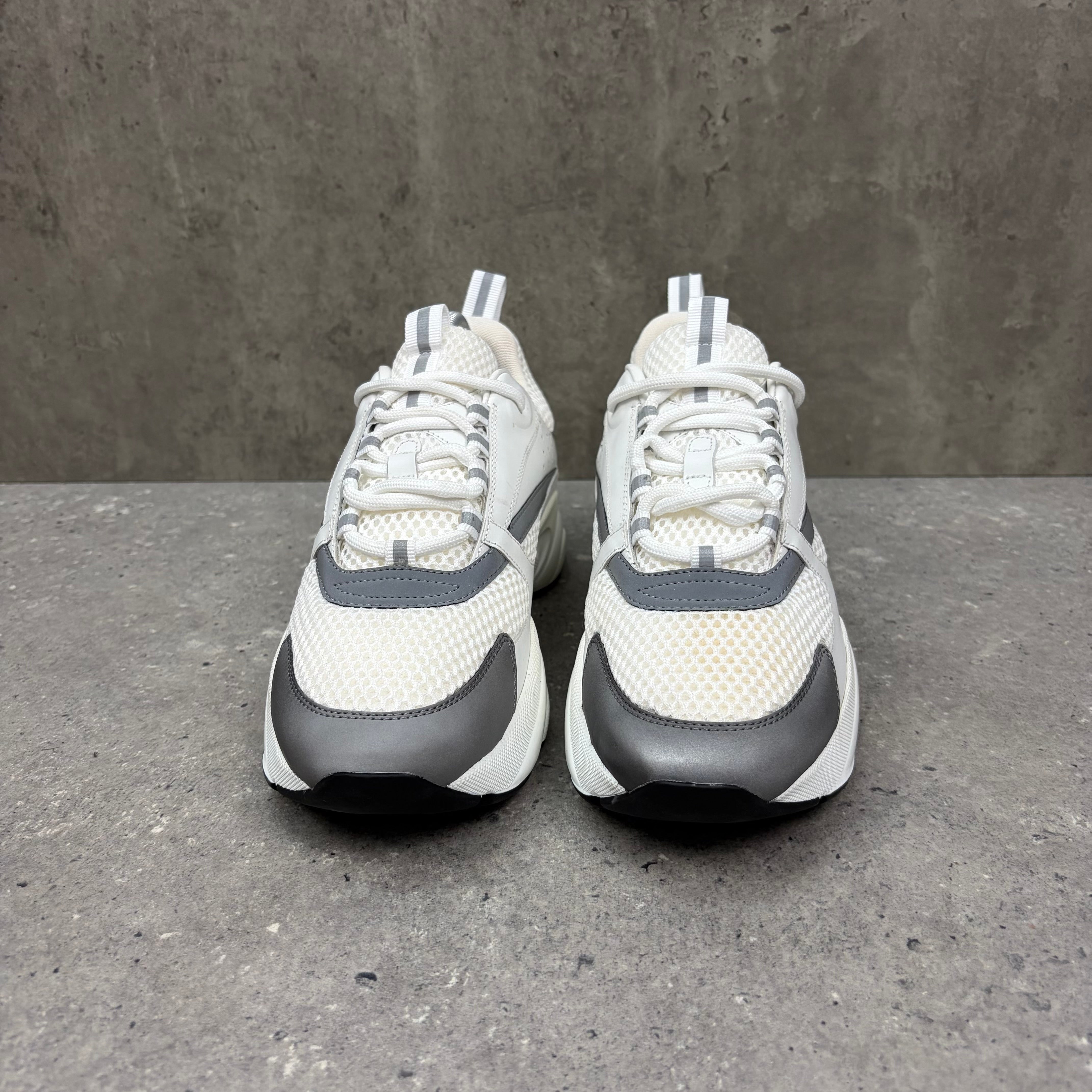 DIOR B22 WHITE - (EU 41 / UK 7)