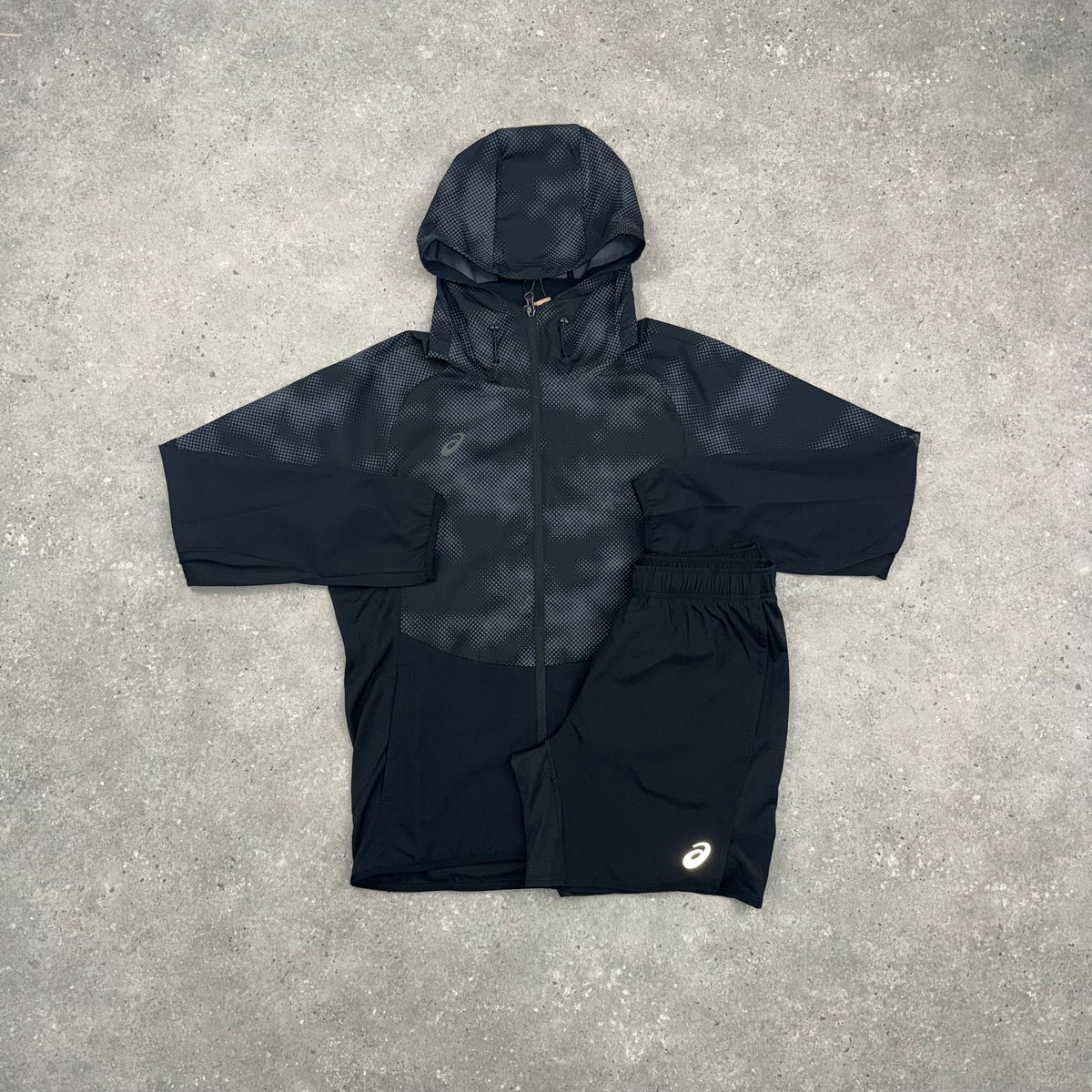 ASICS DIGITAL WINDRUNNER JACKET & CORE 7” SHORTS SET - BLACK