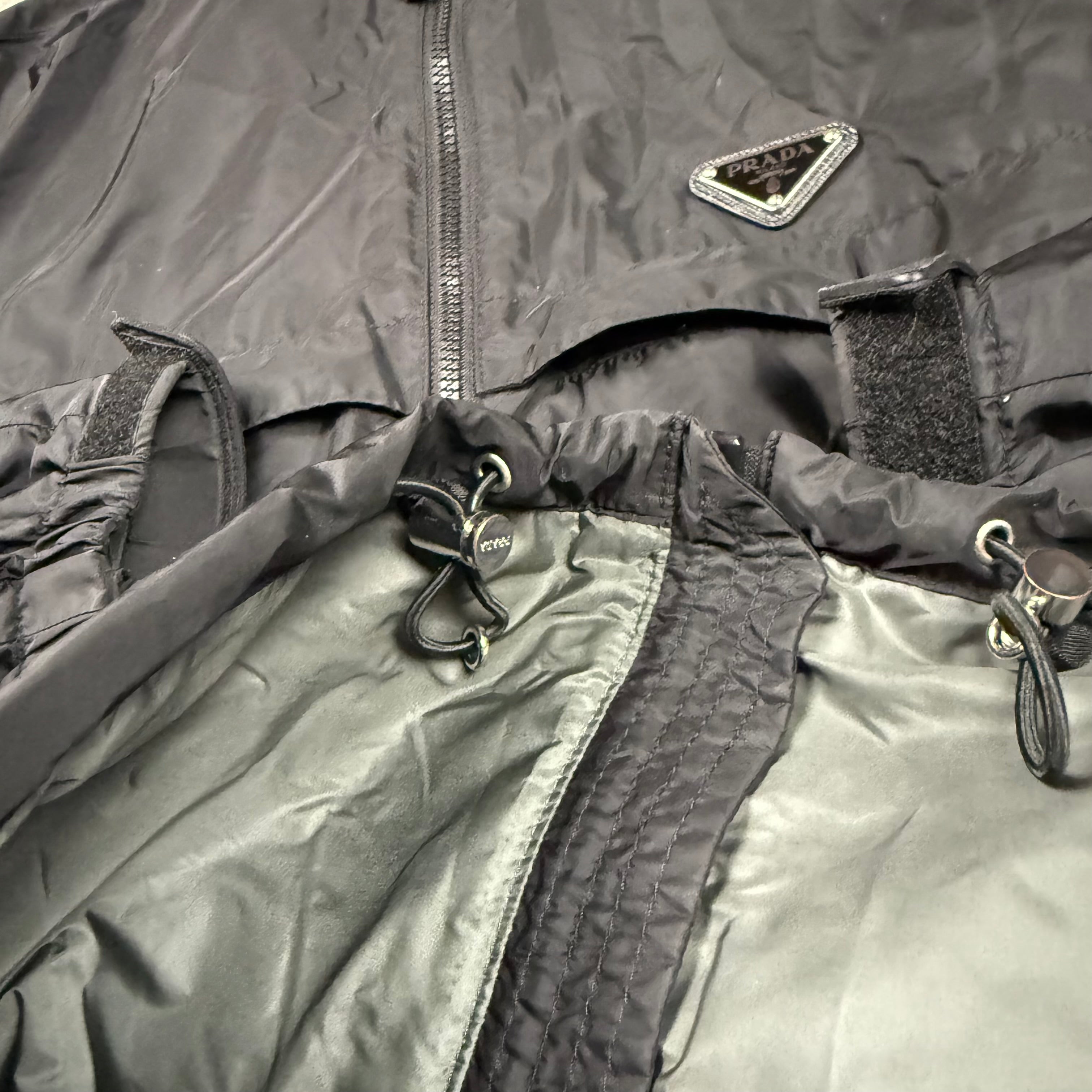 PRADA NYLON JACKET BLACK - (M)