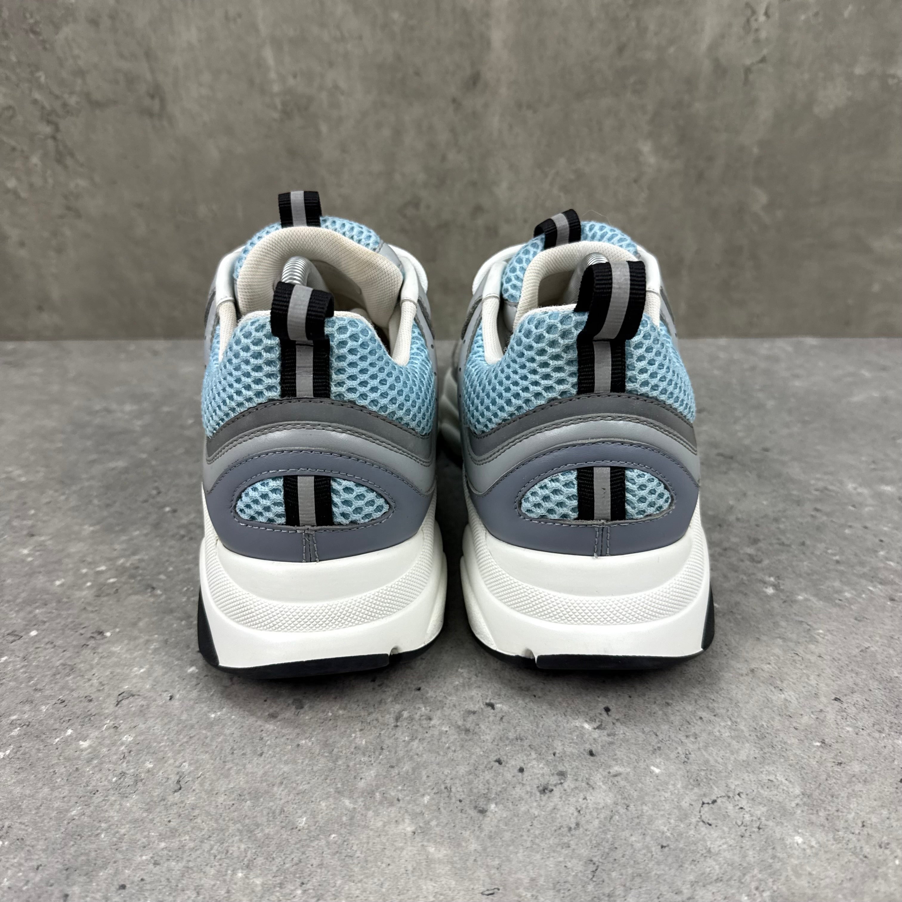 DIOR B22 BABY BLUE - (EU42.5 / UK8.5)