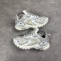 LOUIS VUITTON TACTICS WHITE - EU41 (FITS UK 8)