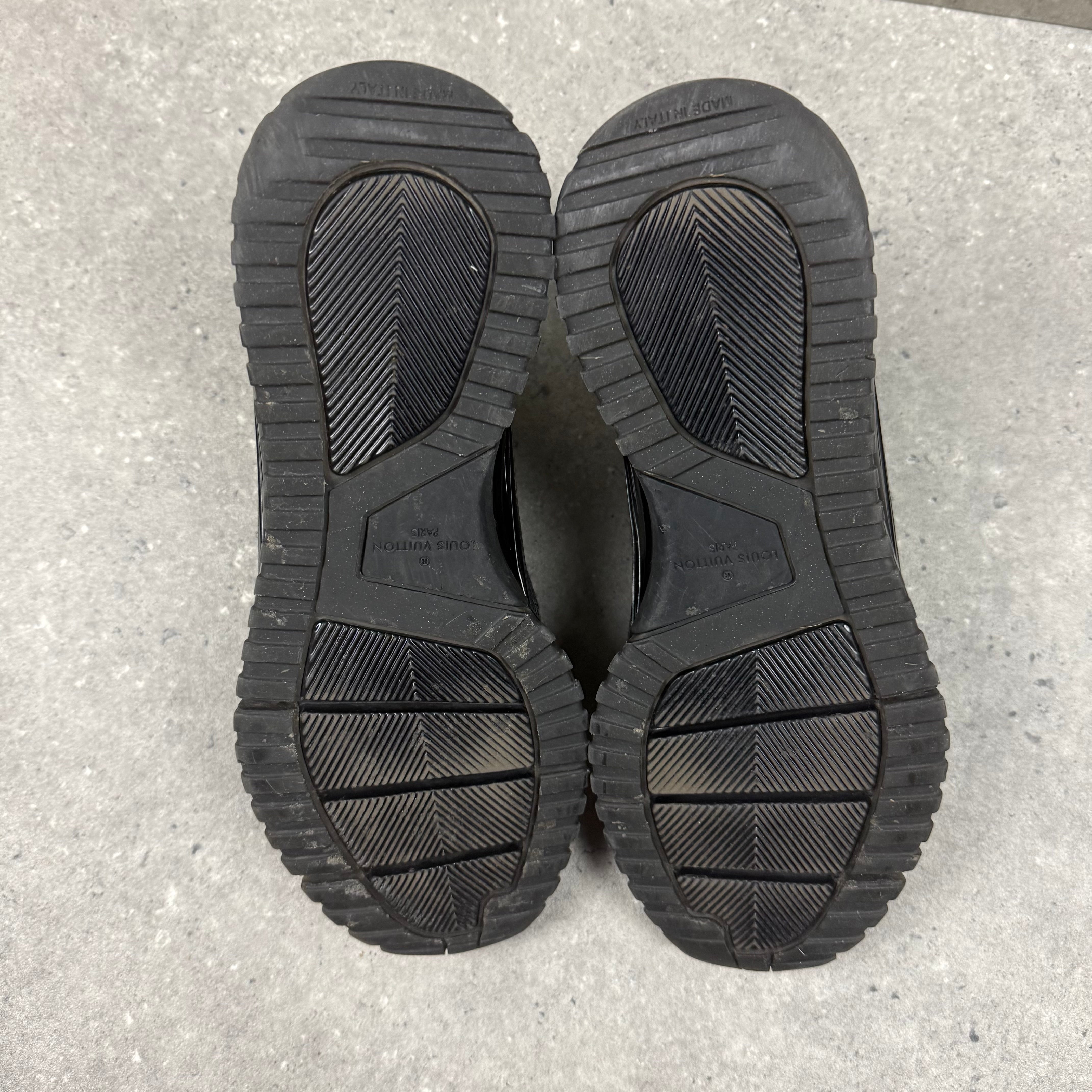 LOUIS VUITTON VNR BLACK - EU41 (FITS UK 8)