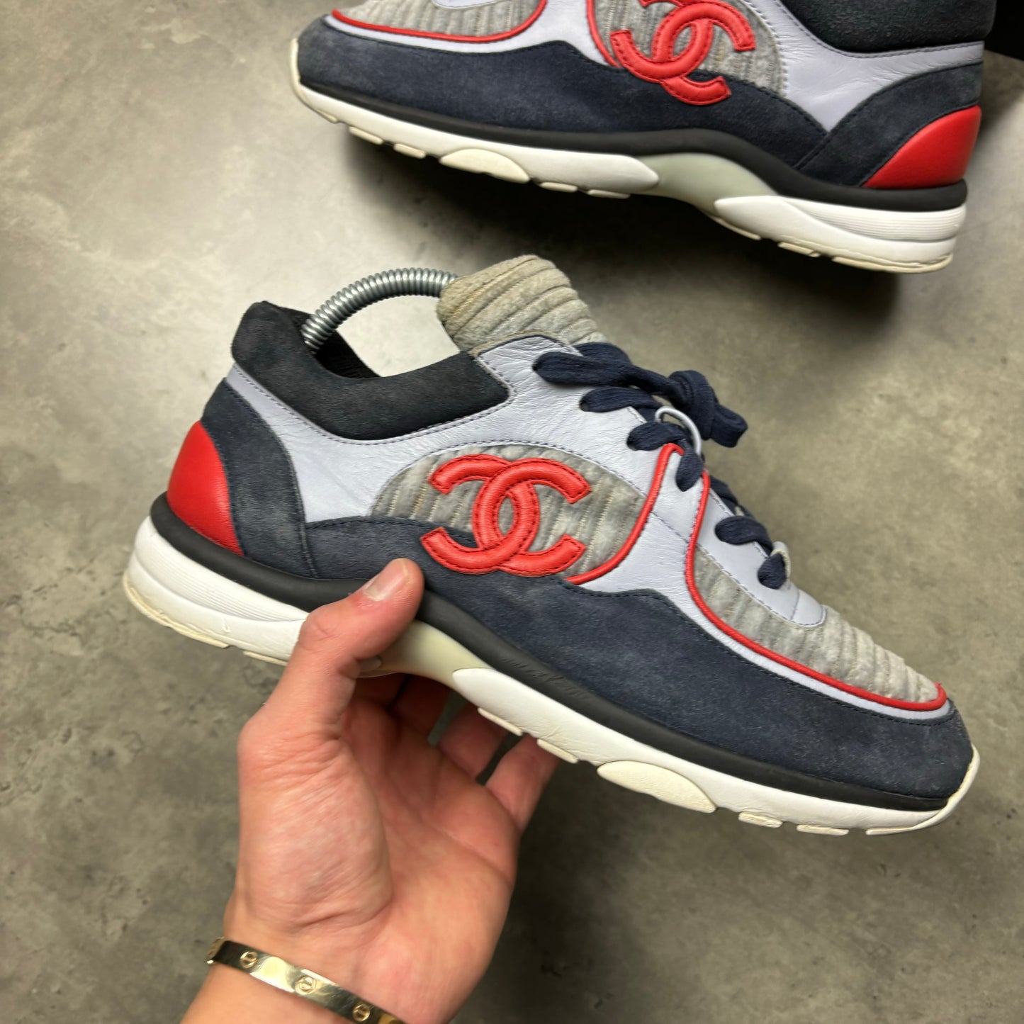 CHANEL RUNNERS "NAVY VELVET" (FITS 6/6.5)