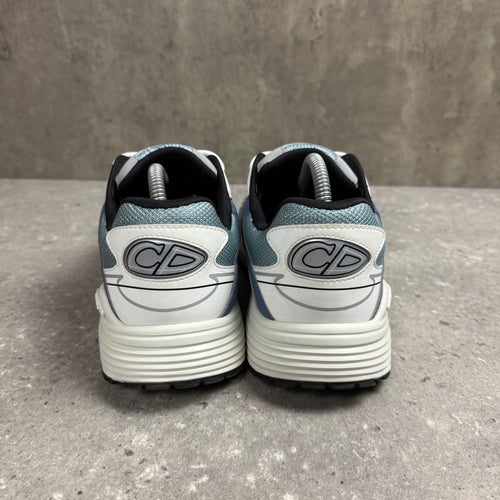 DIOR B30 LIGHT BLUE - (EU 42 / UK 8)