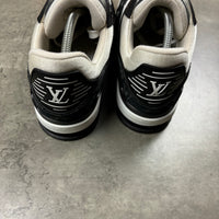 LOUIS VUITTON DENIMS - EU 42 (FITS UK 9)