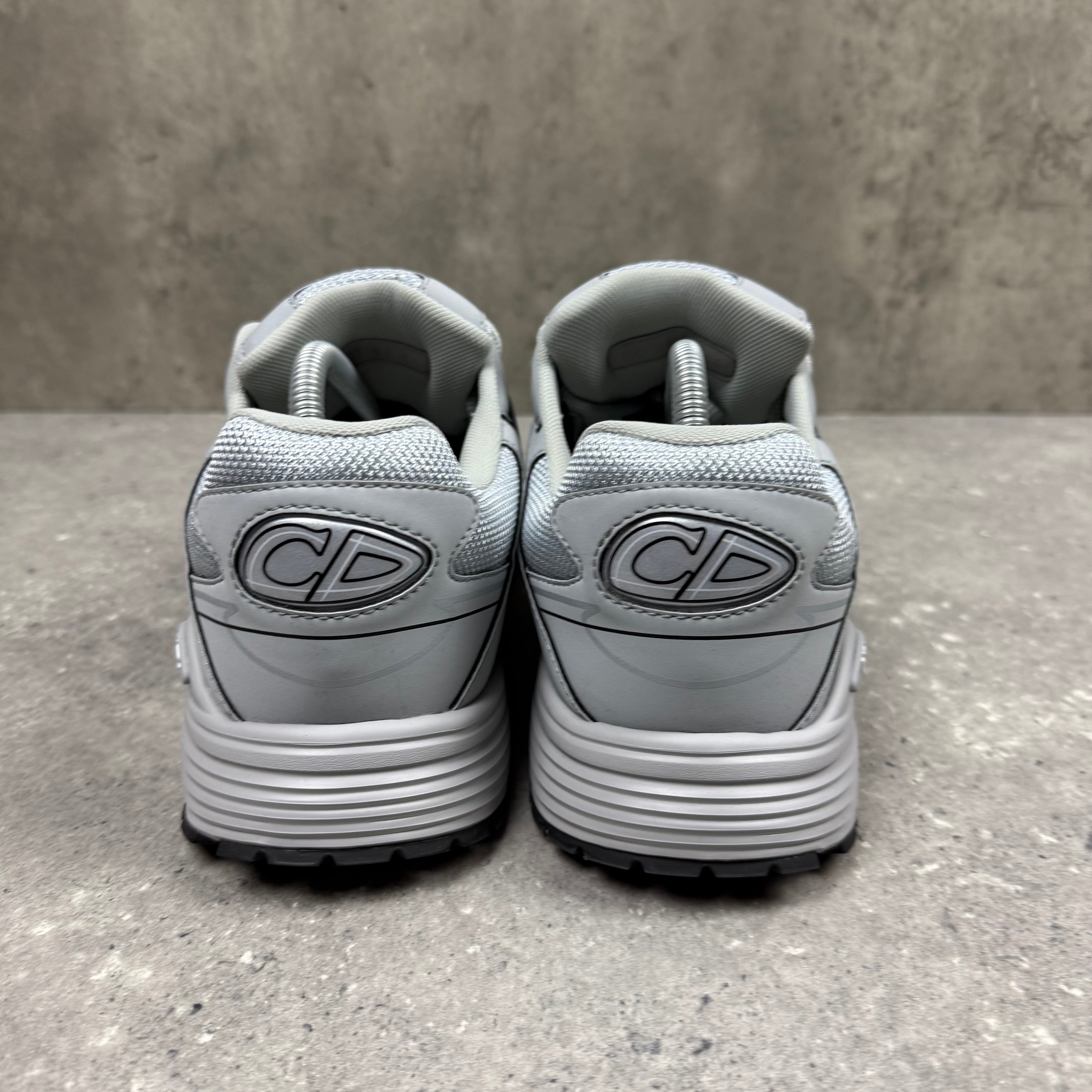 DIOR B30 GREY - (EU44 / UK 10)