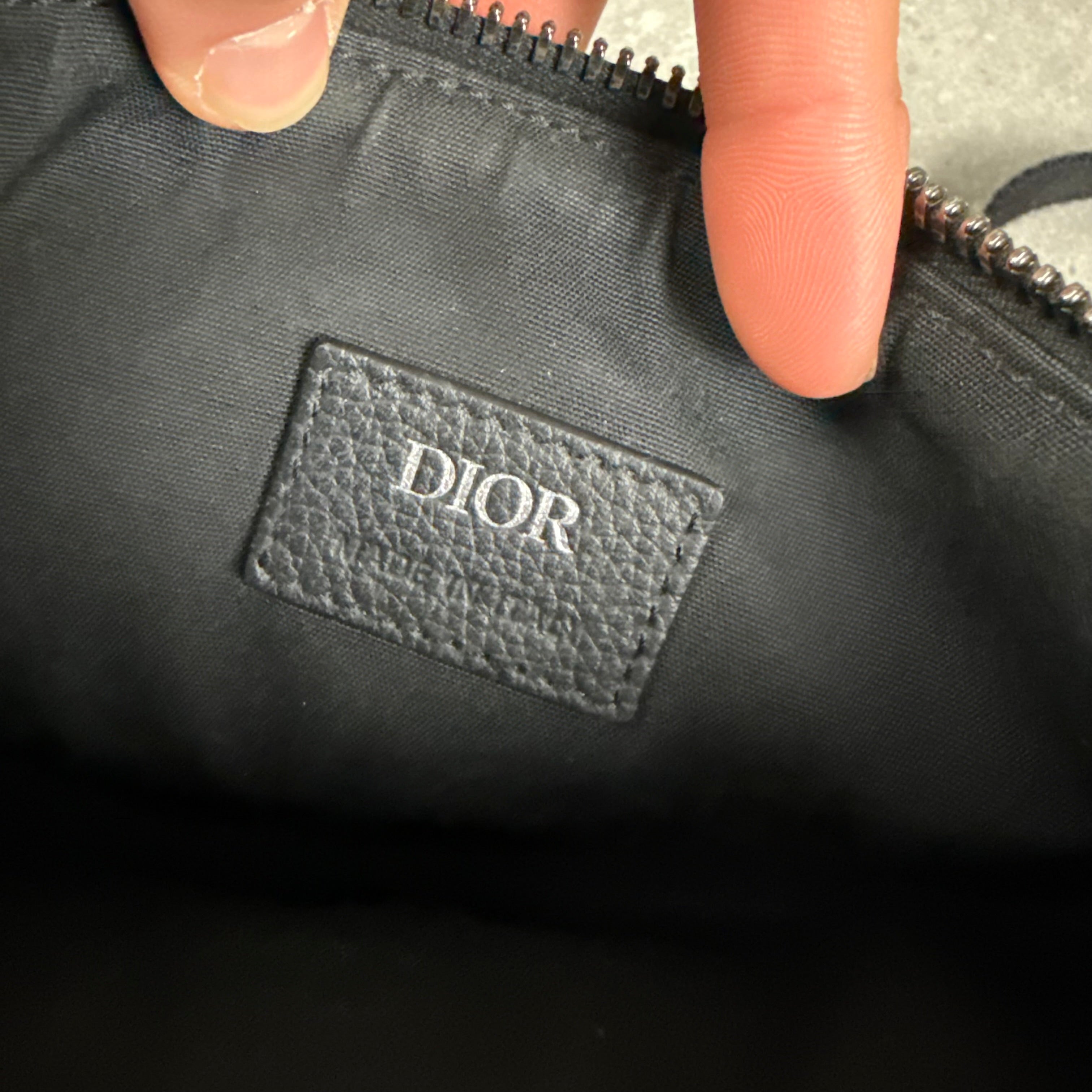 DIOR OBLIQUE JACQUARD MINI MESSENGER BAG