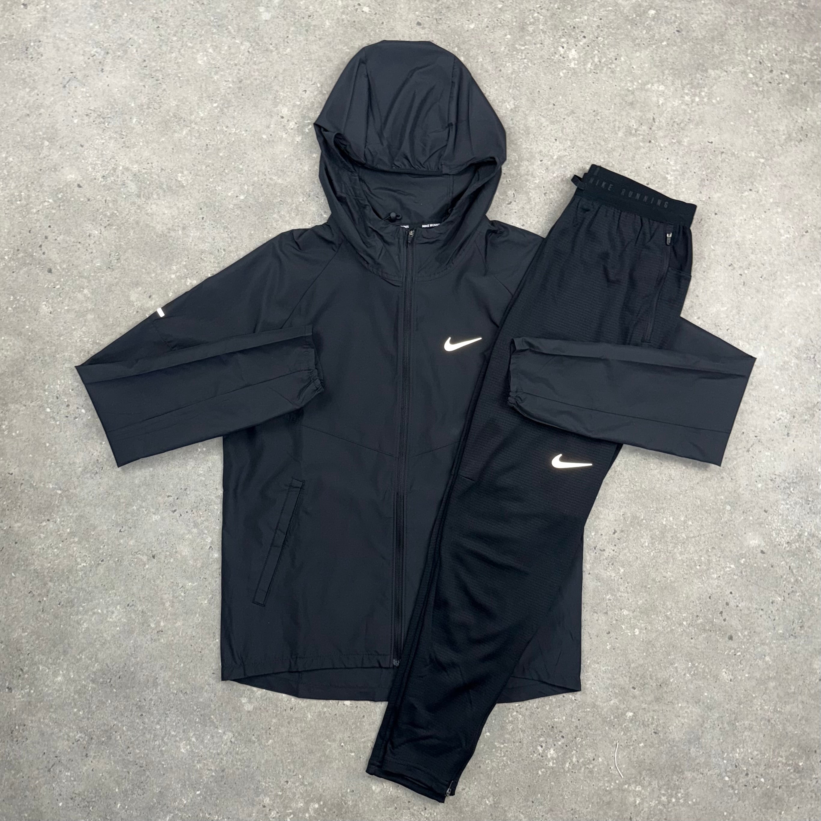 NIKE REPEL WINDRUNNER JACKET & STRIDE PANT SET - BLACK