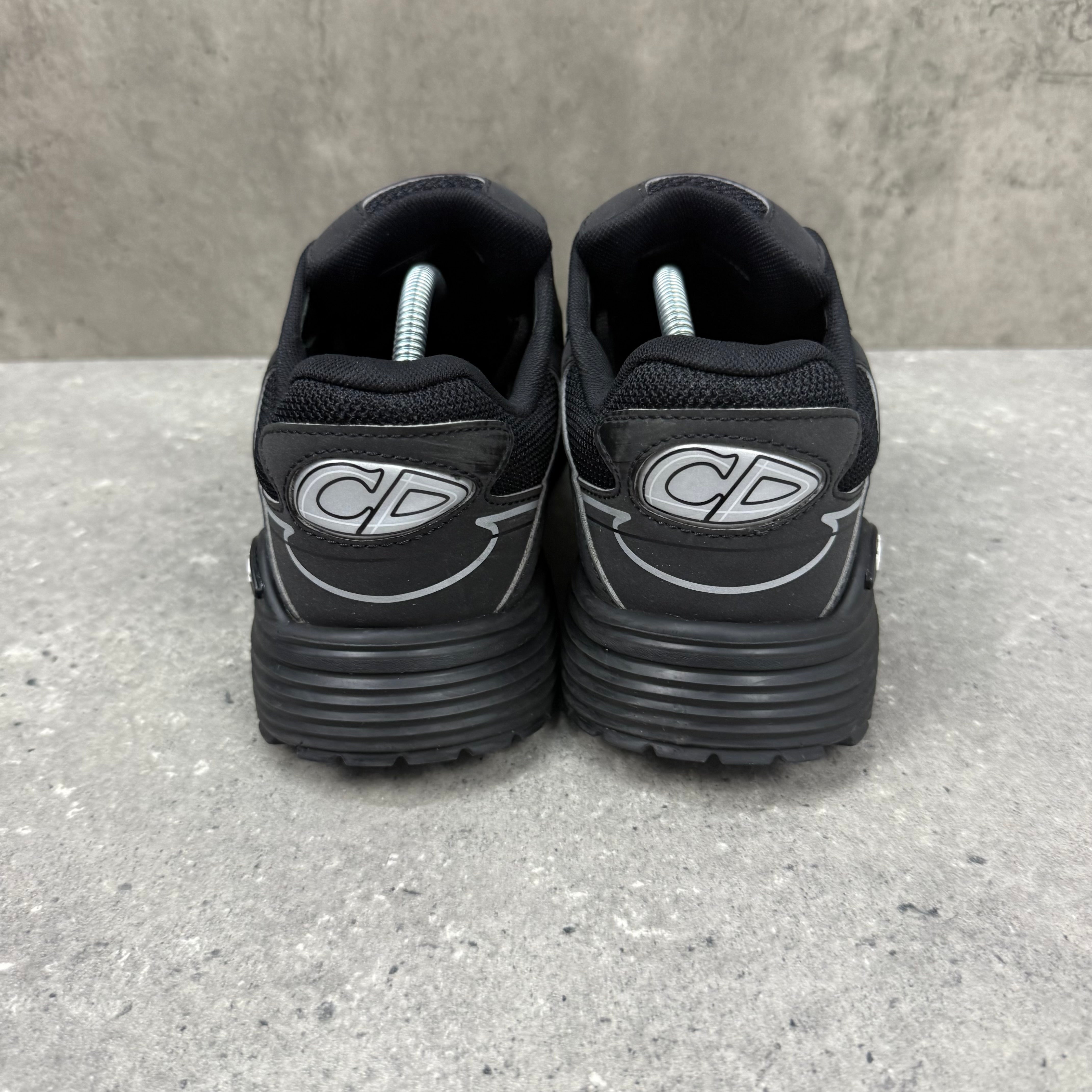 DIOR B30 BLACK - (EU42 / UK8)