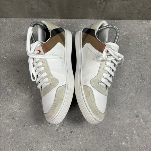BURBERRY TRAINERS WHITE - (EU 40 / UK 6)