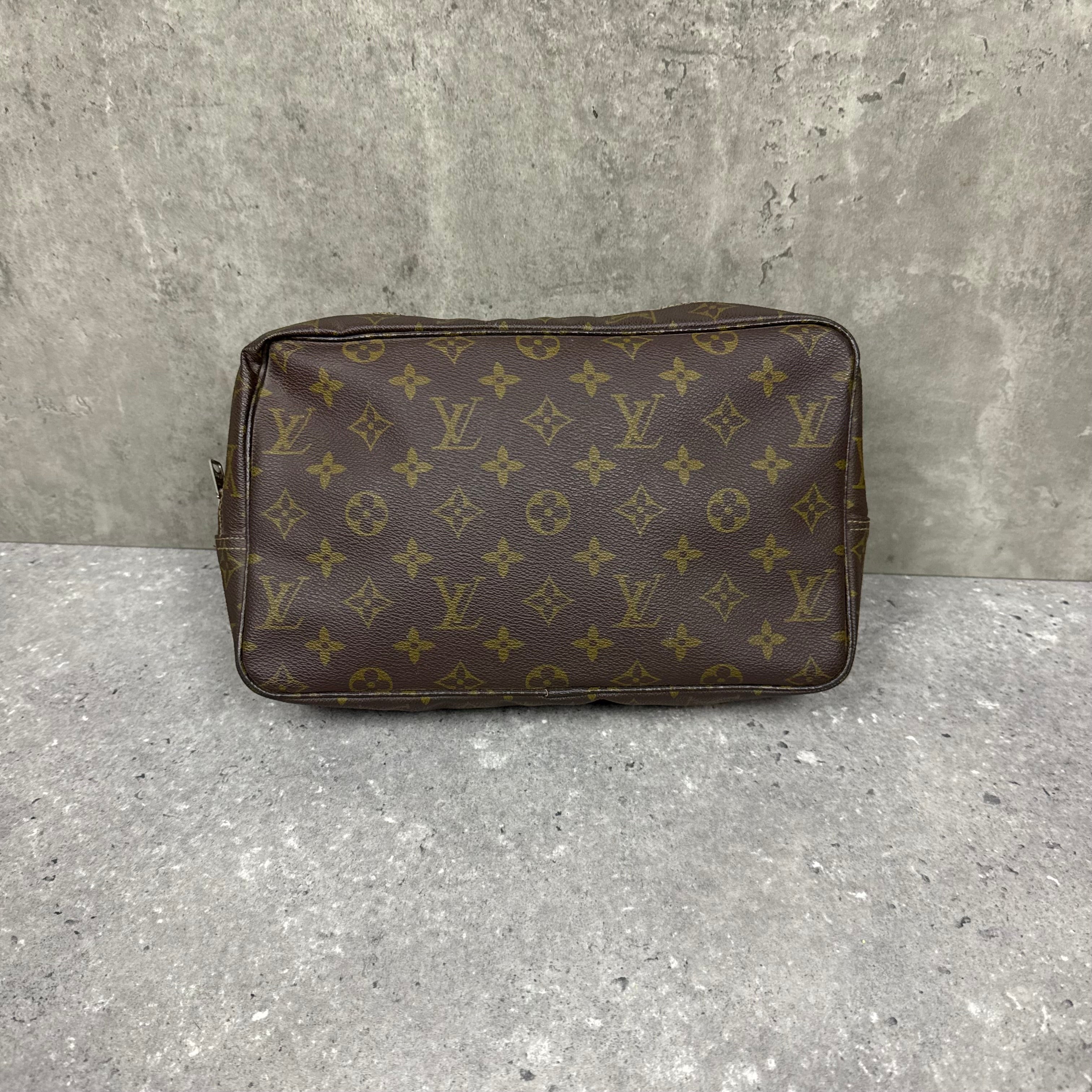 LOUIS VUITTON TOILETRY POUCH