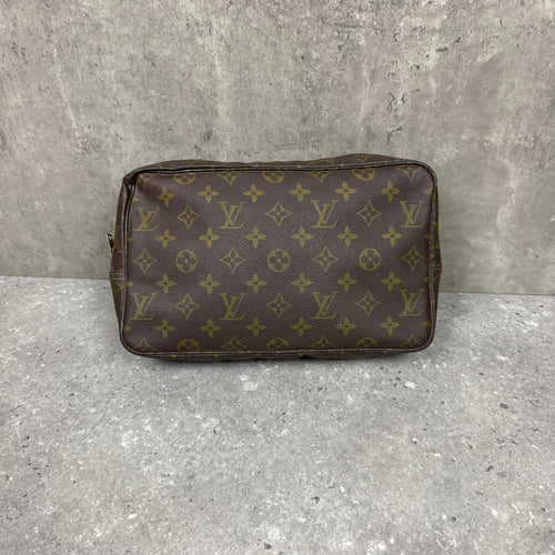 LOUIS VUITTON TOILETRY POUCH