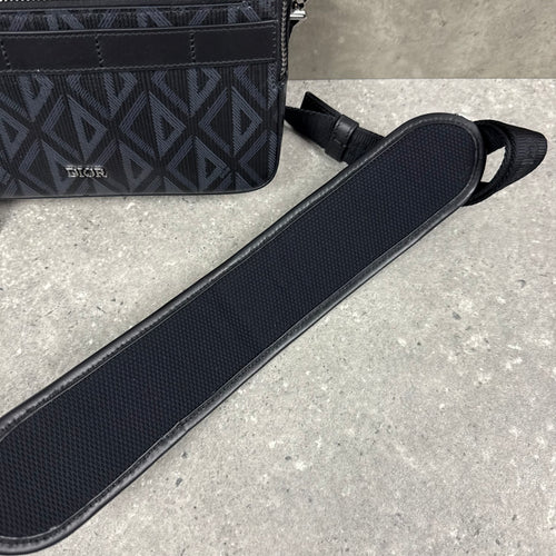 DIOR DIAMOND MESSENGER BAG - BLACK